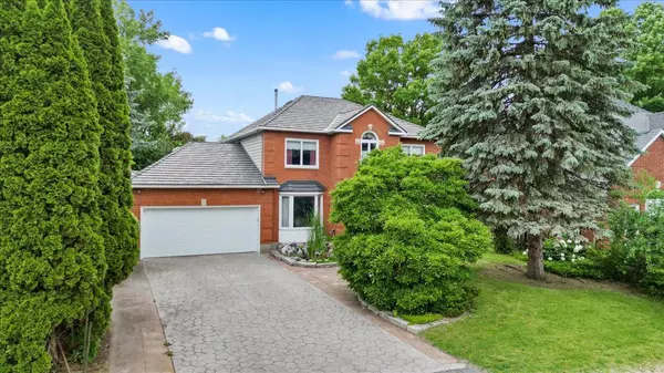 17 Stonehedge Pkwy, Crystal Bay - Rocky Point - Bayshore, ON K2H 8Z3