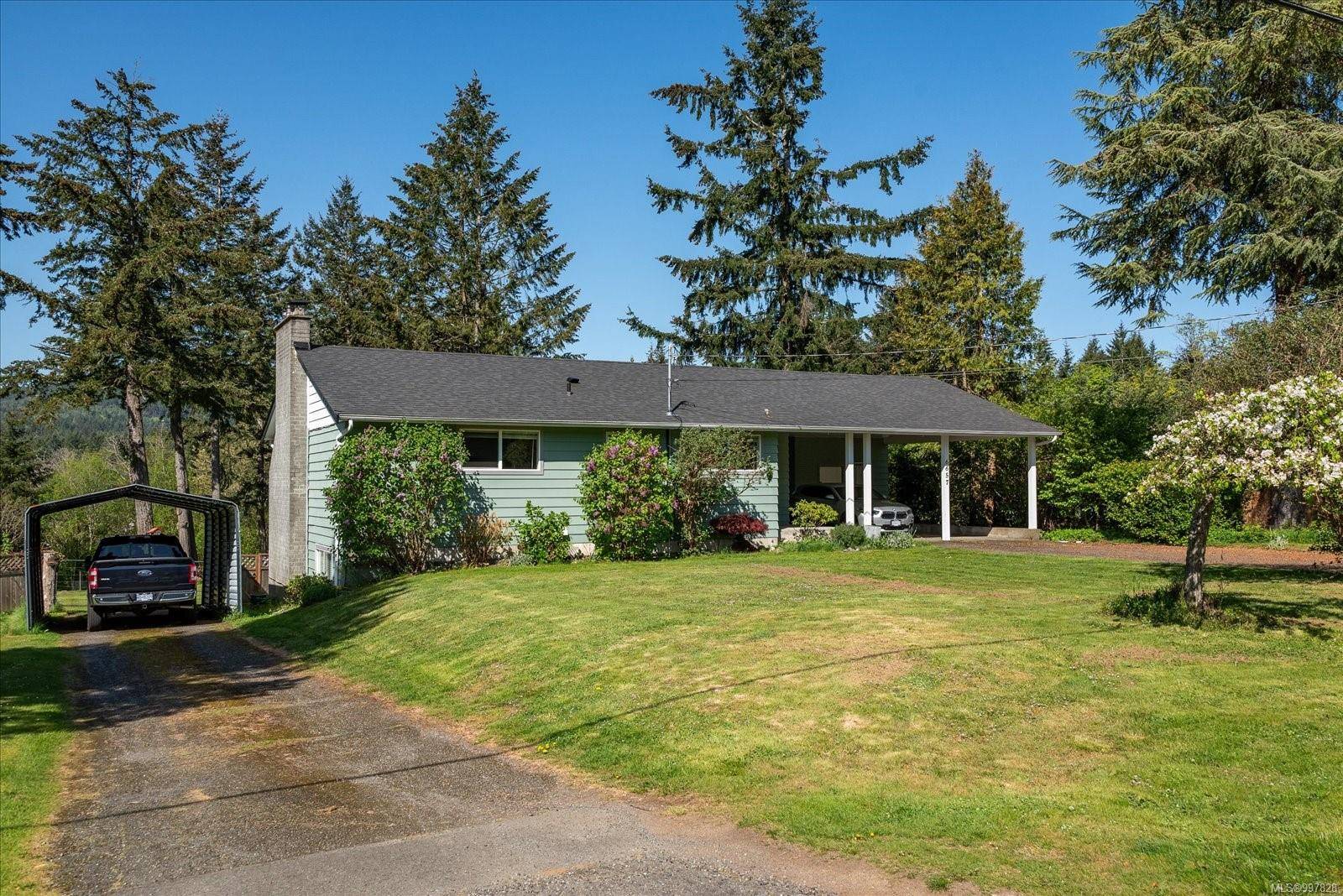 6657 Valley View Dr, Nanaimo, BC V9T 5R7