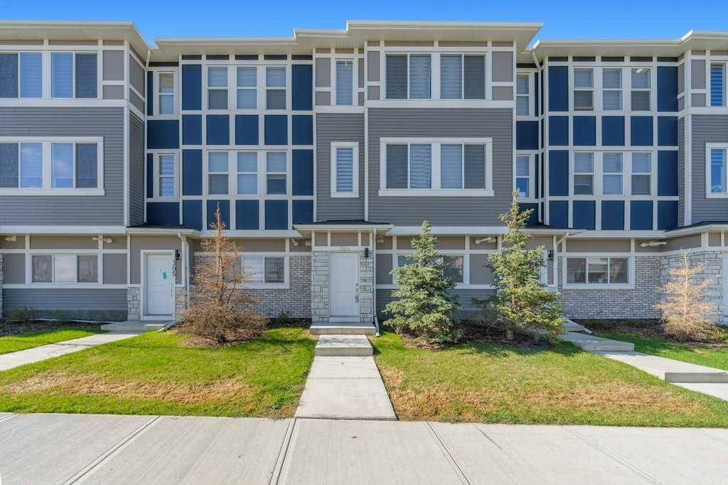 Chestermere, AB T1X 2S3,33 Merganser DR W #304