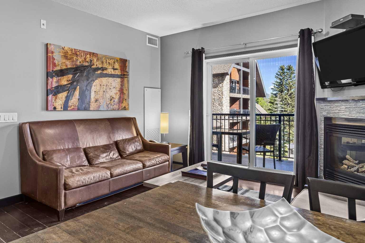 Canmore, AB T1W0C9,901 Mountain ST #320