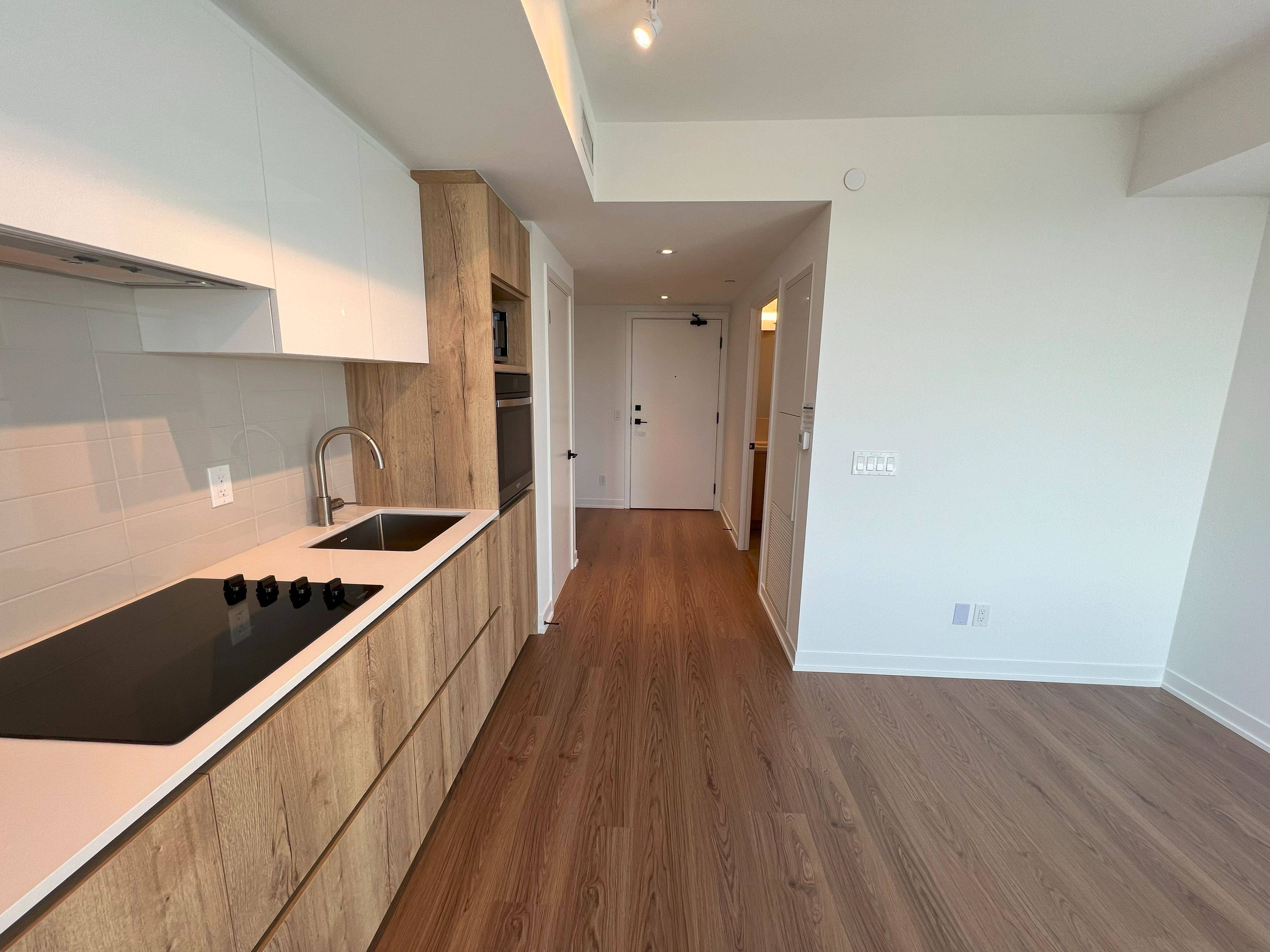 Toronto C08, ON M5B 0C8,319 Jarvis ST #3112