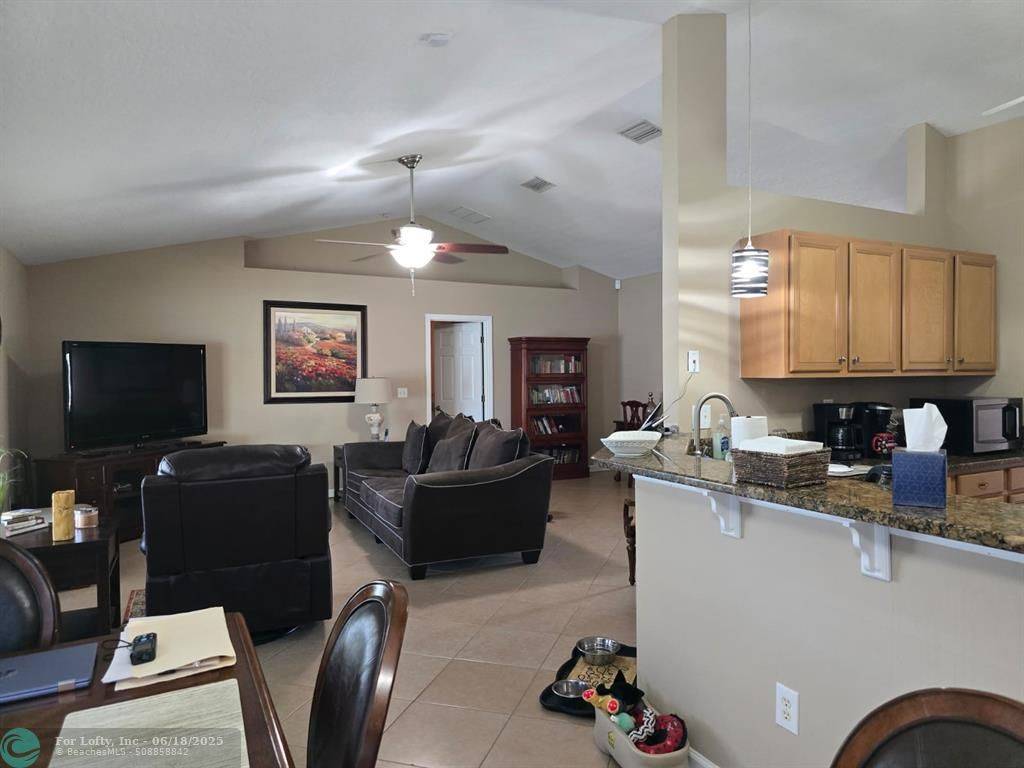 Sebastian, FL 32958,597 Durant St