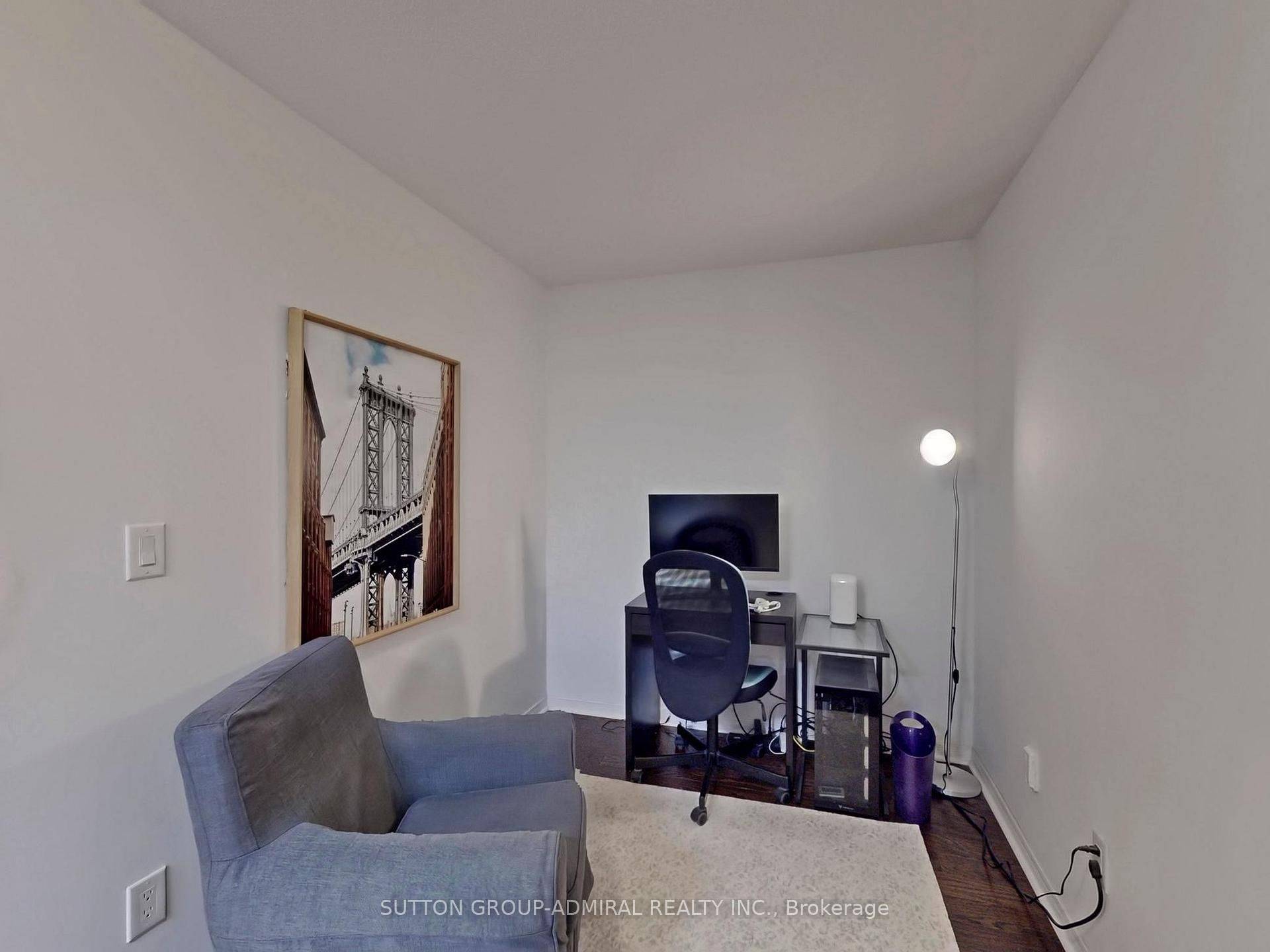 Richmond Hill, ON L4B 0C1,75 King William CRES #LPH8