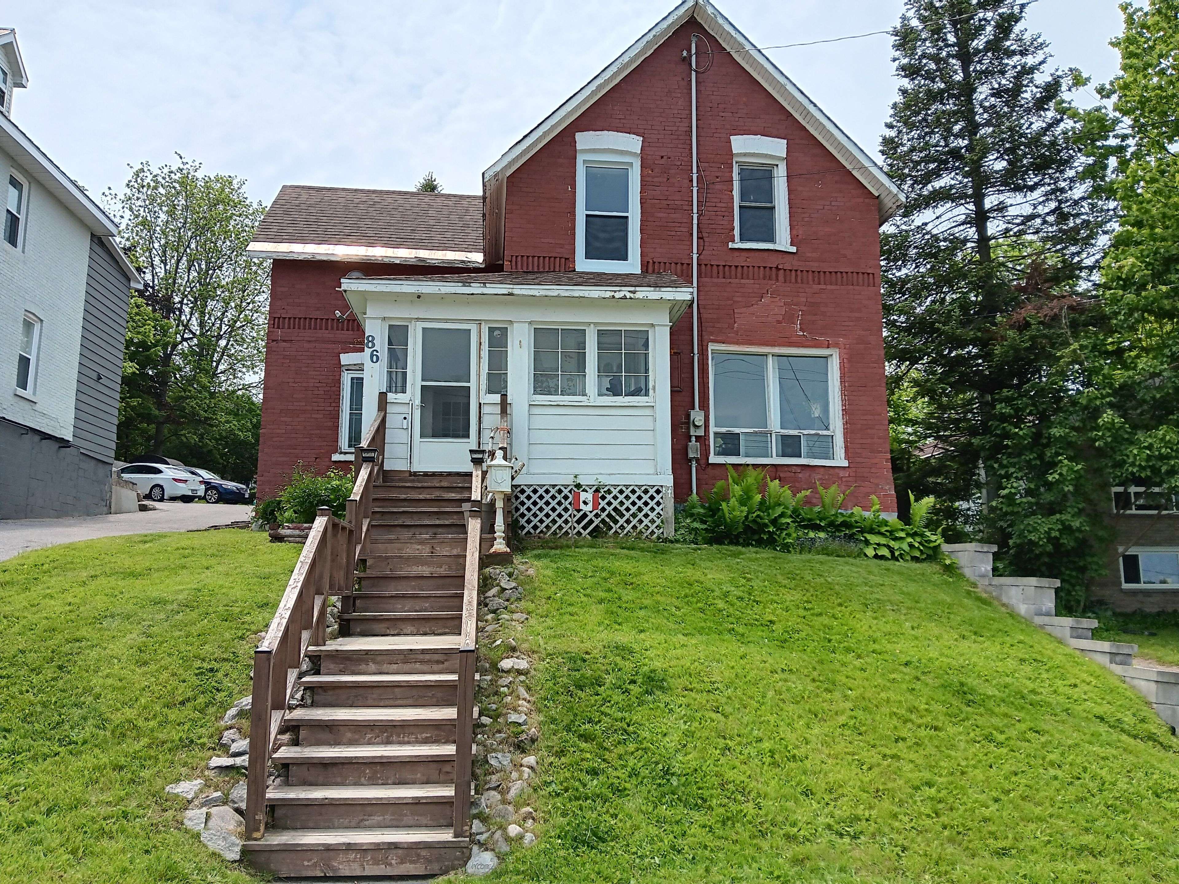 86 Sixth ST, Midland, ON L4R 3X2