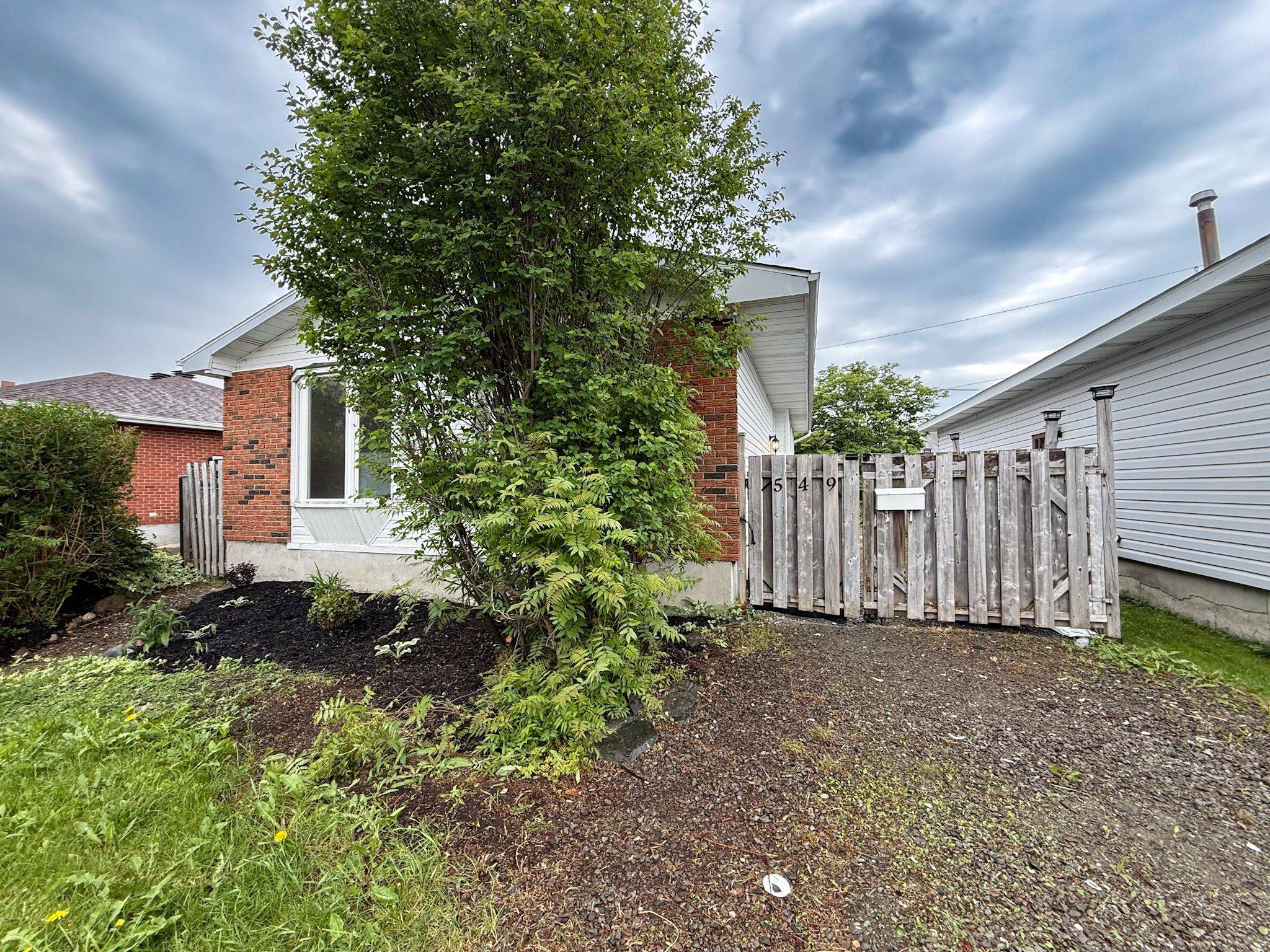 Timmins, ON P4N 4R6,549 Spooner DR