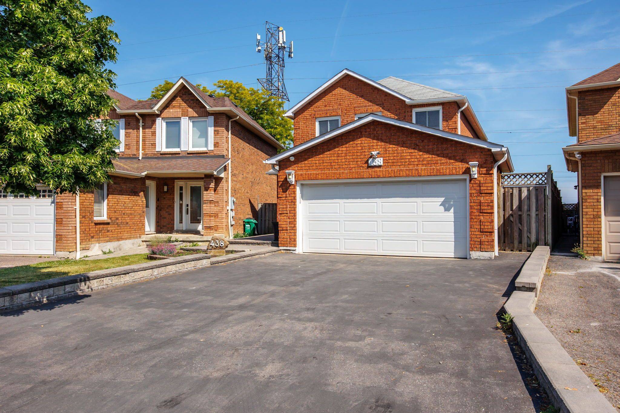 438 ABERFOYLE CT, Mississauga, ON L4Z 2J6