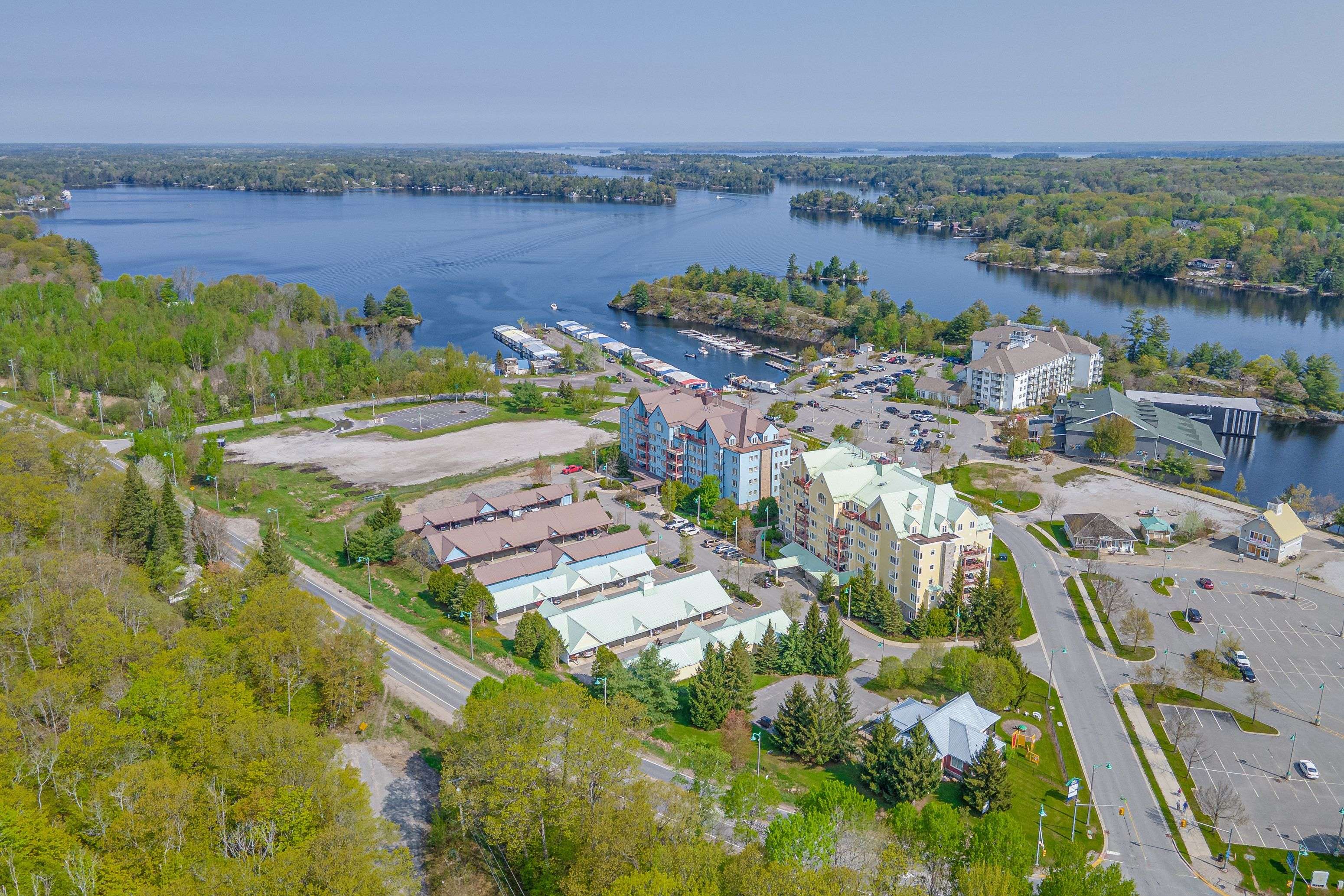 Gravenhurst, ON P1P 1Z9,130 Steamship Bay RD