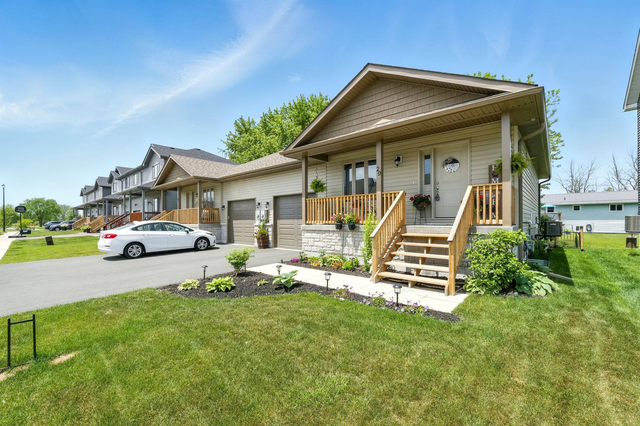 Brighton, ON K0K 1H0,29 Rabbit RD