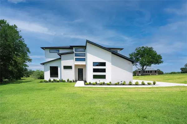 Corsicana, TX 75109,321 El Barco