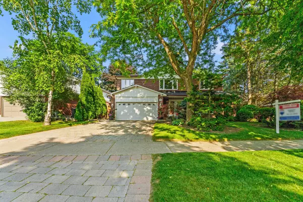 20 Sonata CRES, Toronto C13, ON M3B 2C4