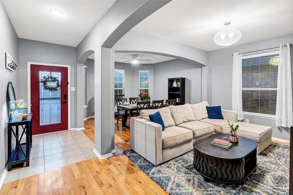 Midlothian, TX 76065,221 Brookdale Drive