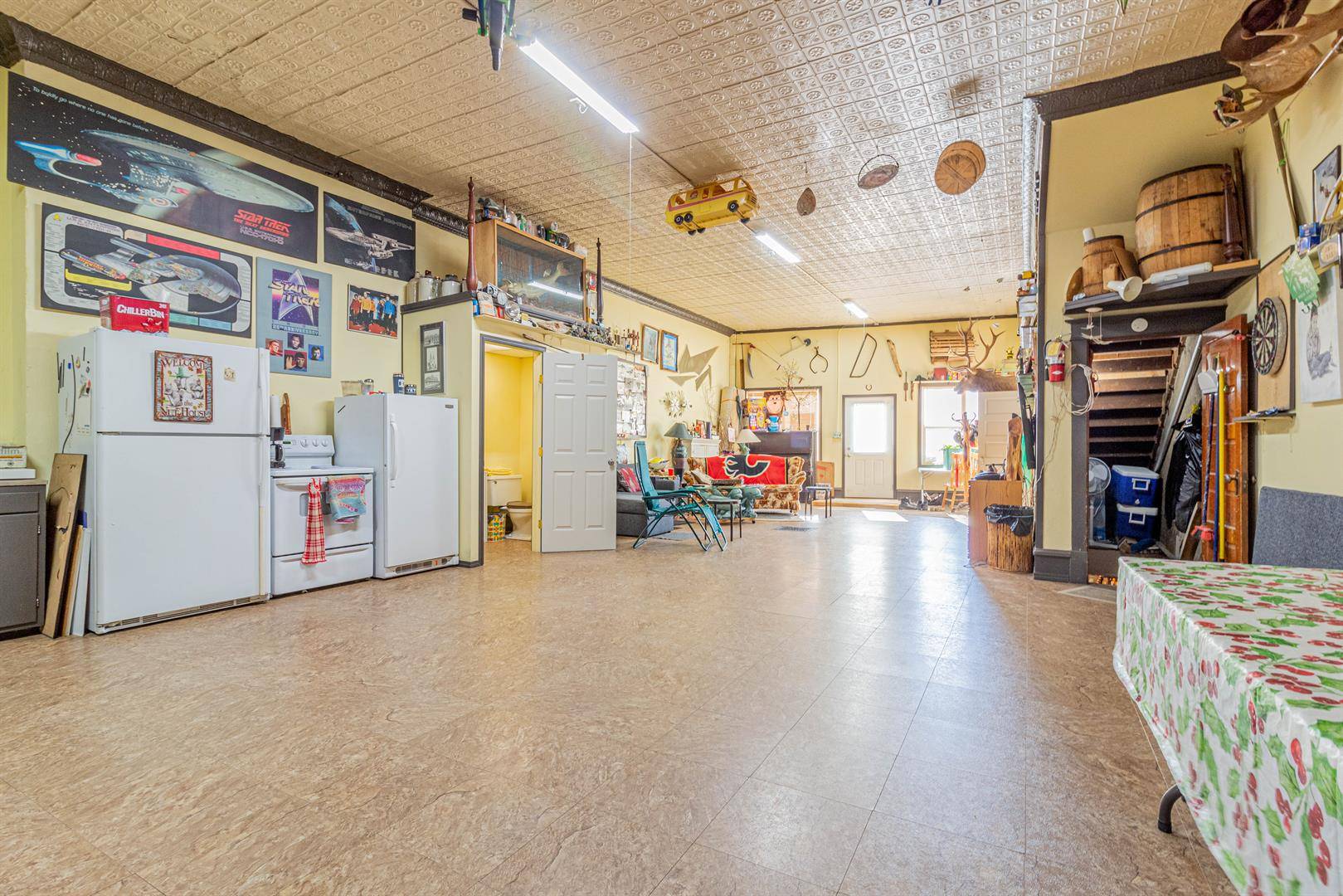 Medicine Hat, AB T1A 2Z5,517A North Railway ST SE