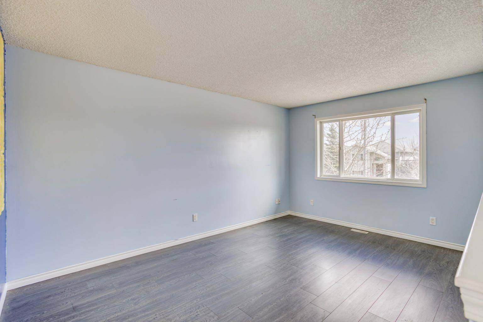 Fort Mcmurray, AB T9K 0A1,101 Paish PL ##43