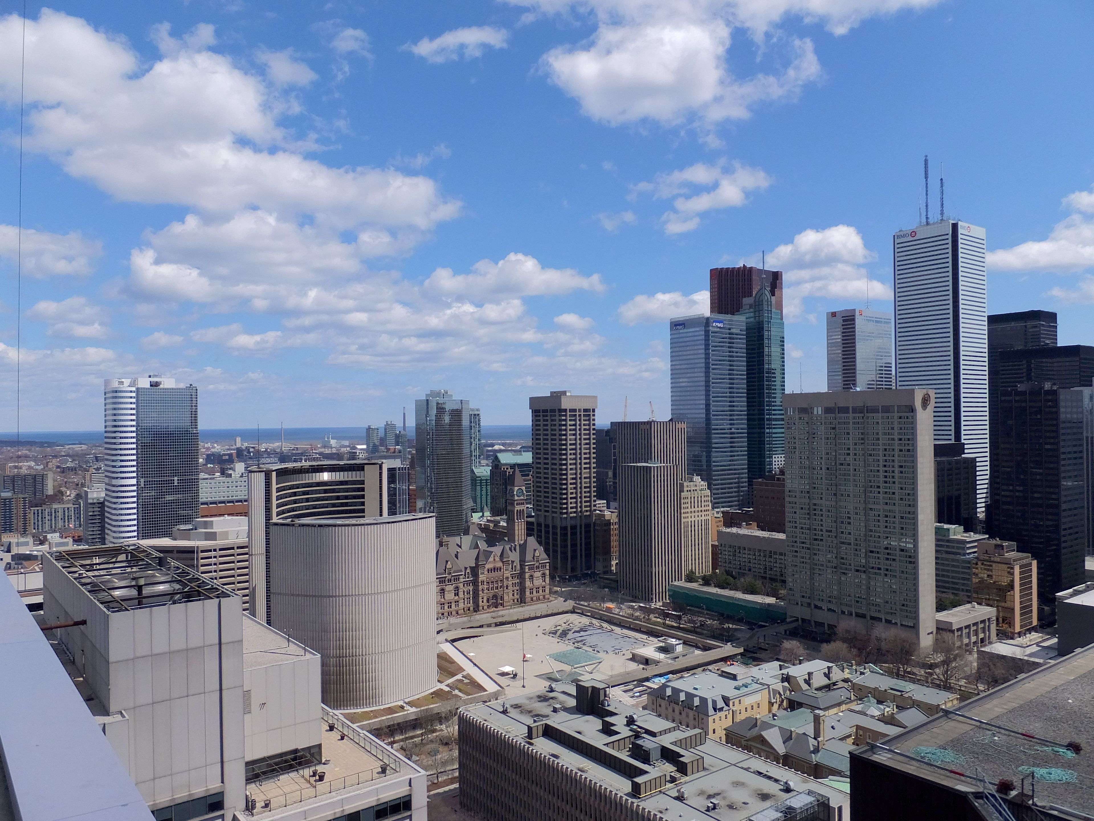 Toronto C01, ON M5G 1S9,426 University AVE #4006