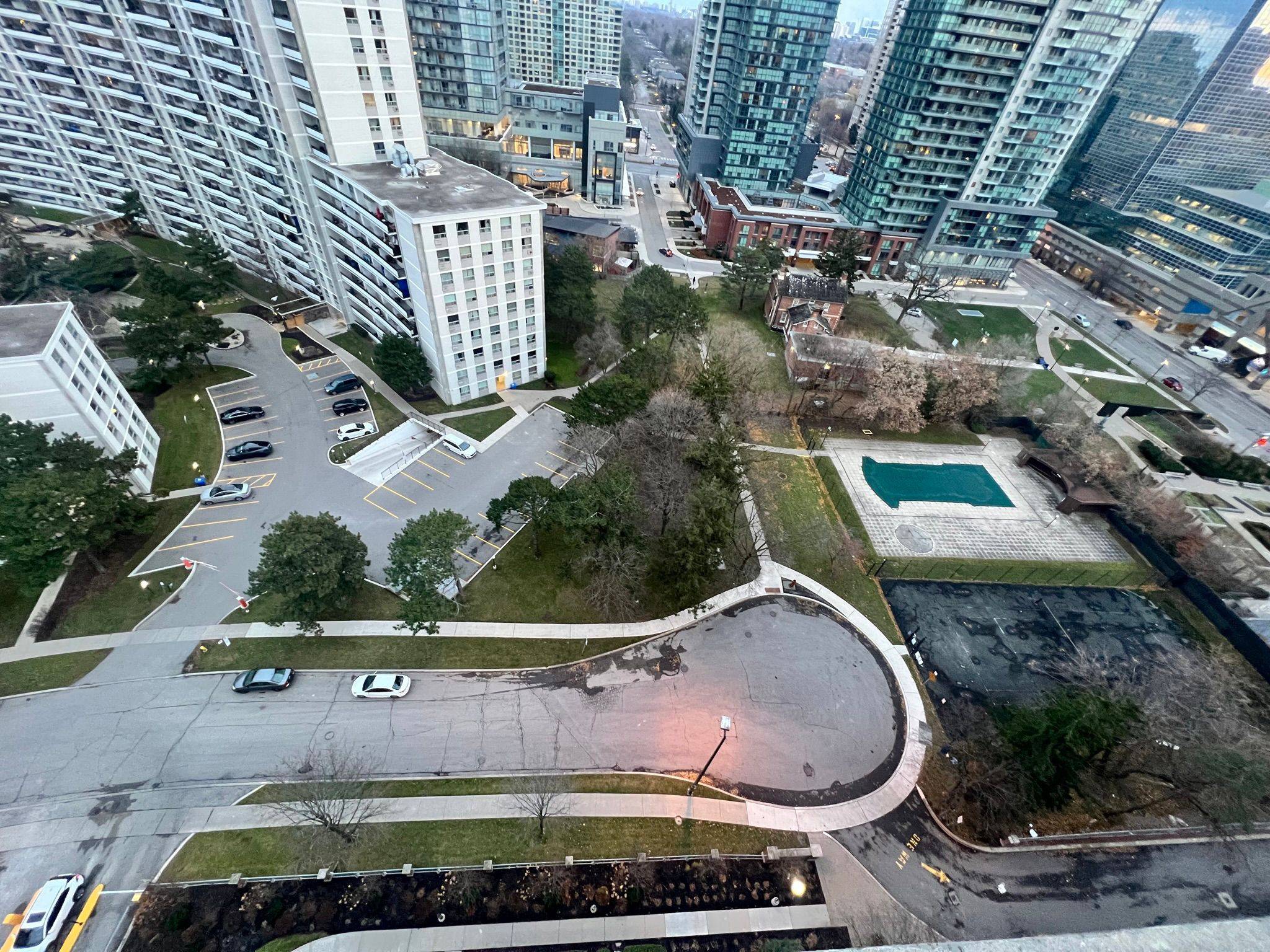 Toronto C07, ON M2N 6Z9,233 Beecroft RD #1919