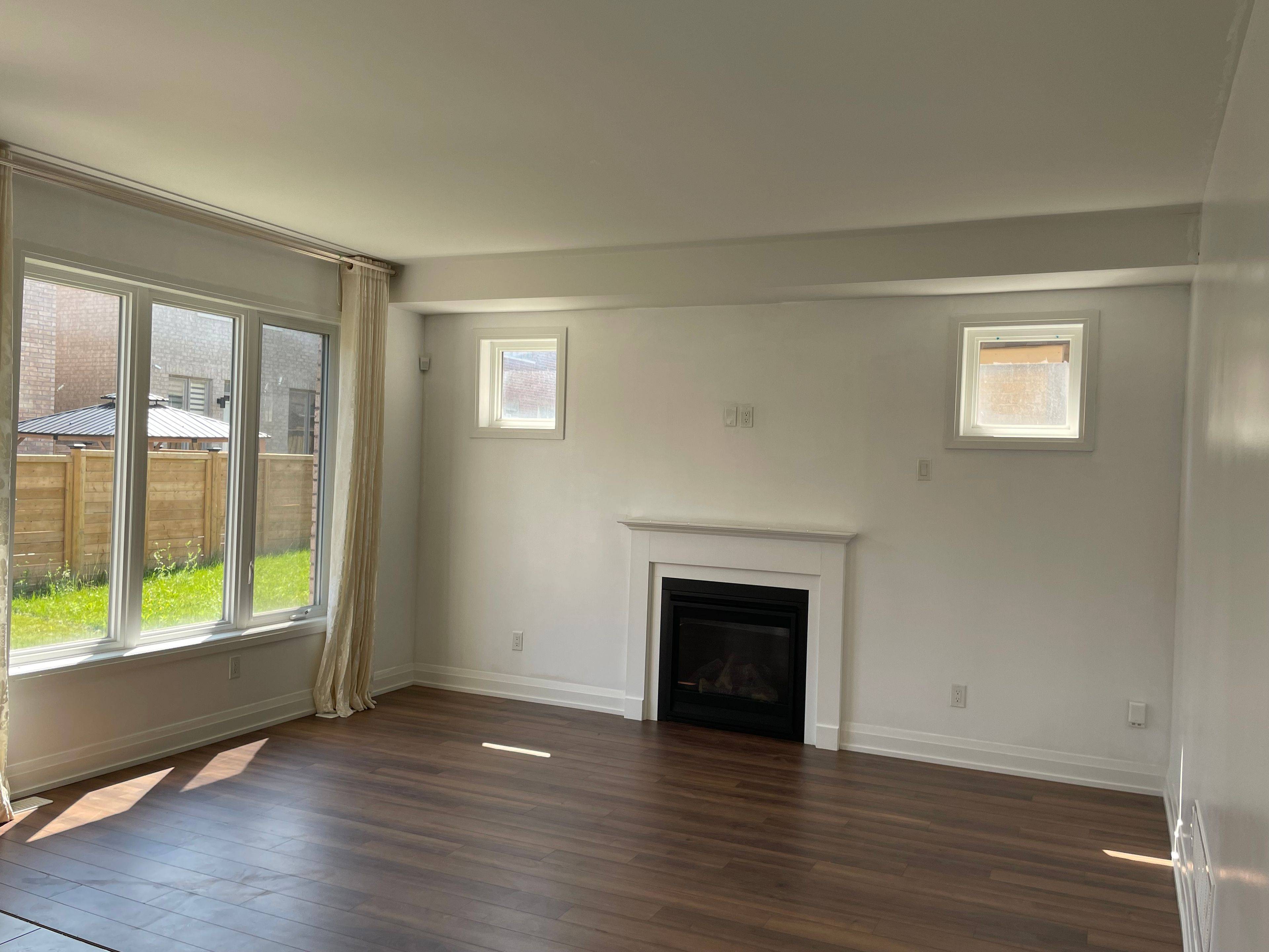 East Gwillimbury, ON L9N 1G5,115 Dog Wood BLVD #Master bedroom