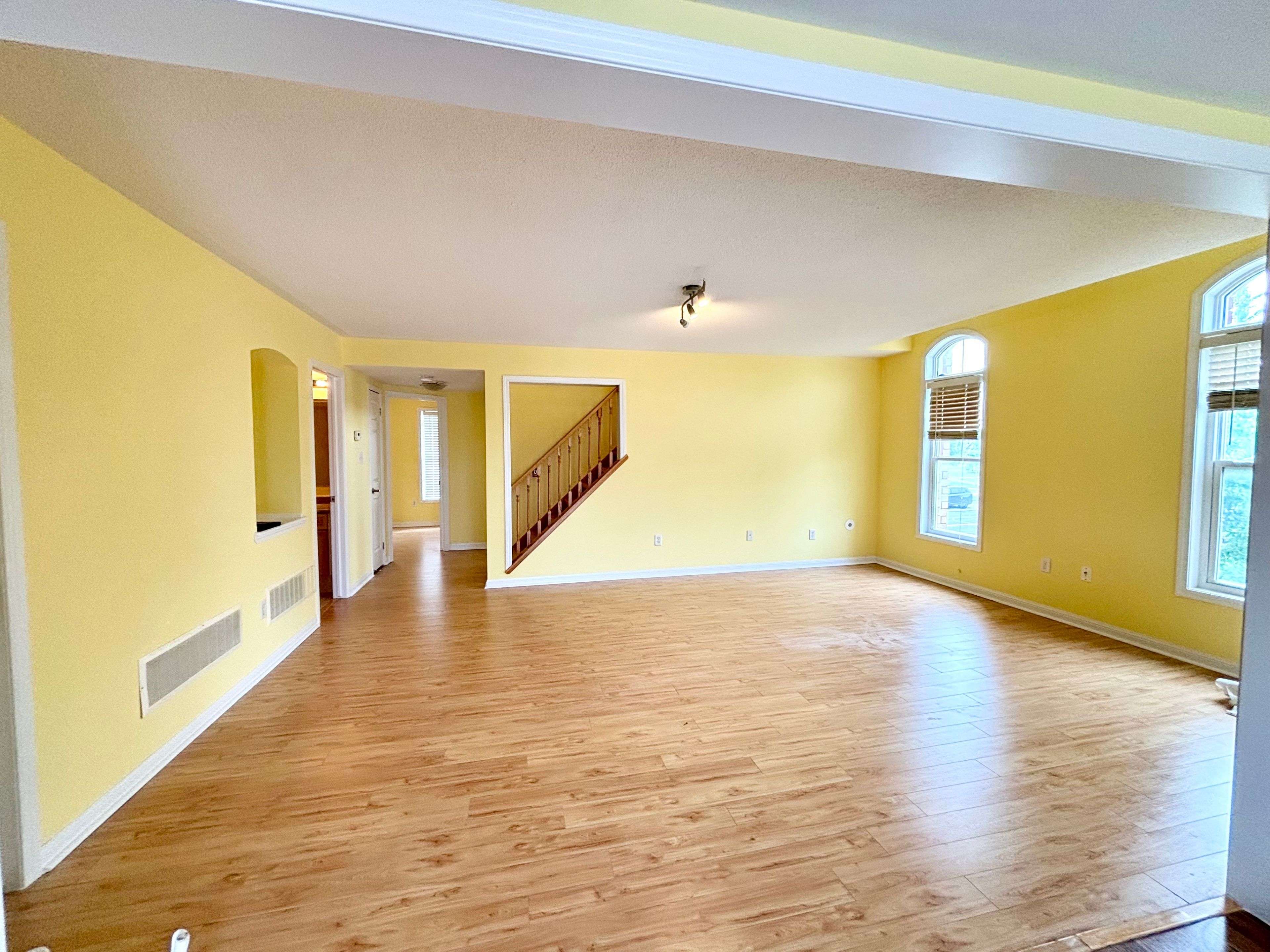 Markham, ON L6B 1K8,2697 Bur Oak AVE