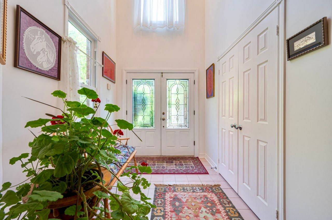 Richmond Hill, ON L4C 7W2,61 Willett CRES