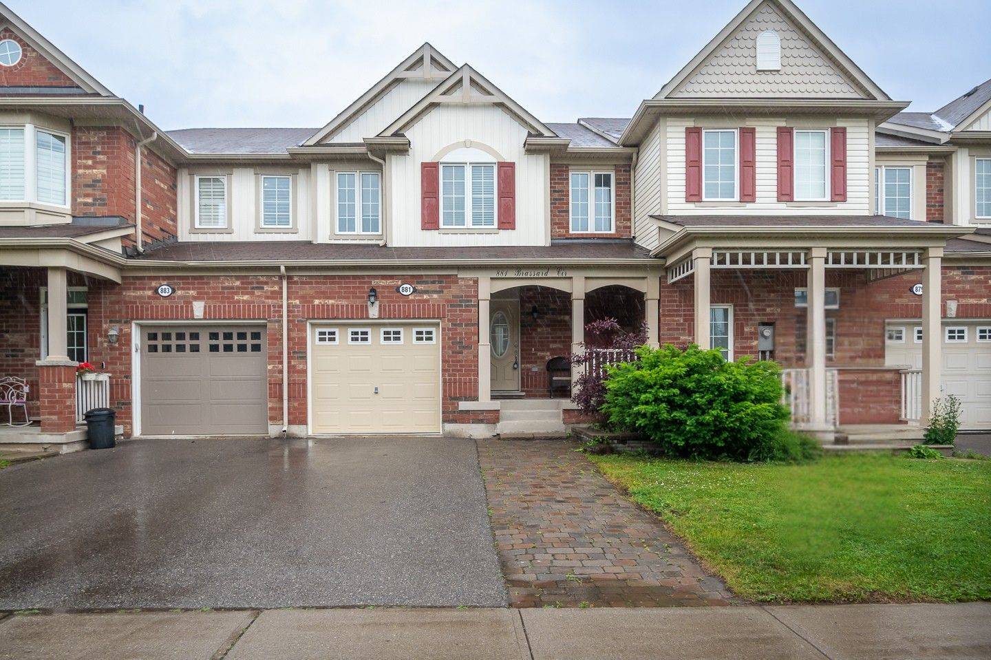 881 Brassard CIR,  Milton,  ON L9T 8E2