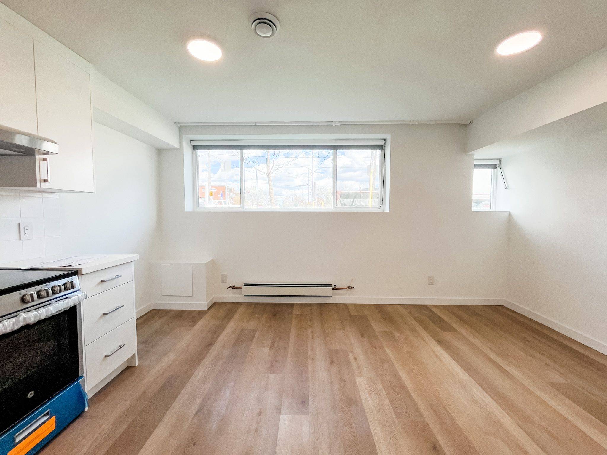 Toronto W05, ON M3M 2G9,2880 Keele ST #12
