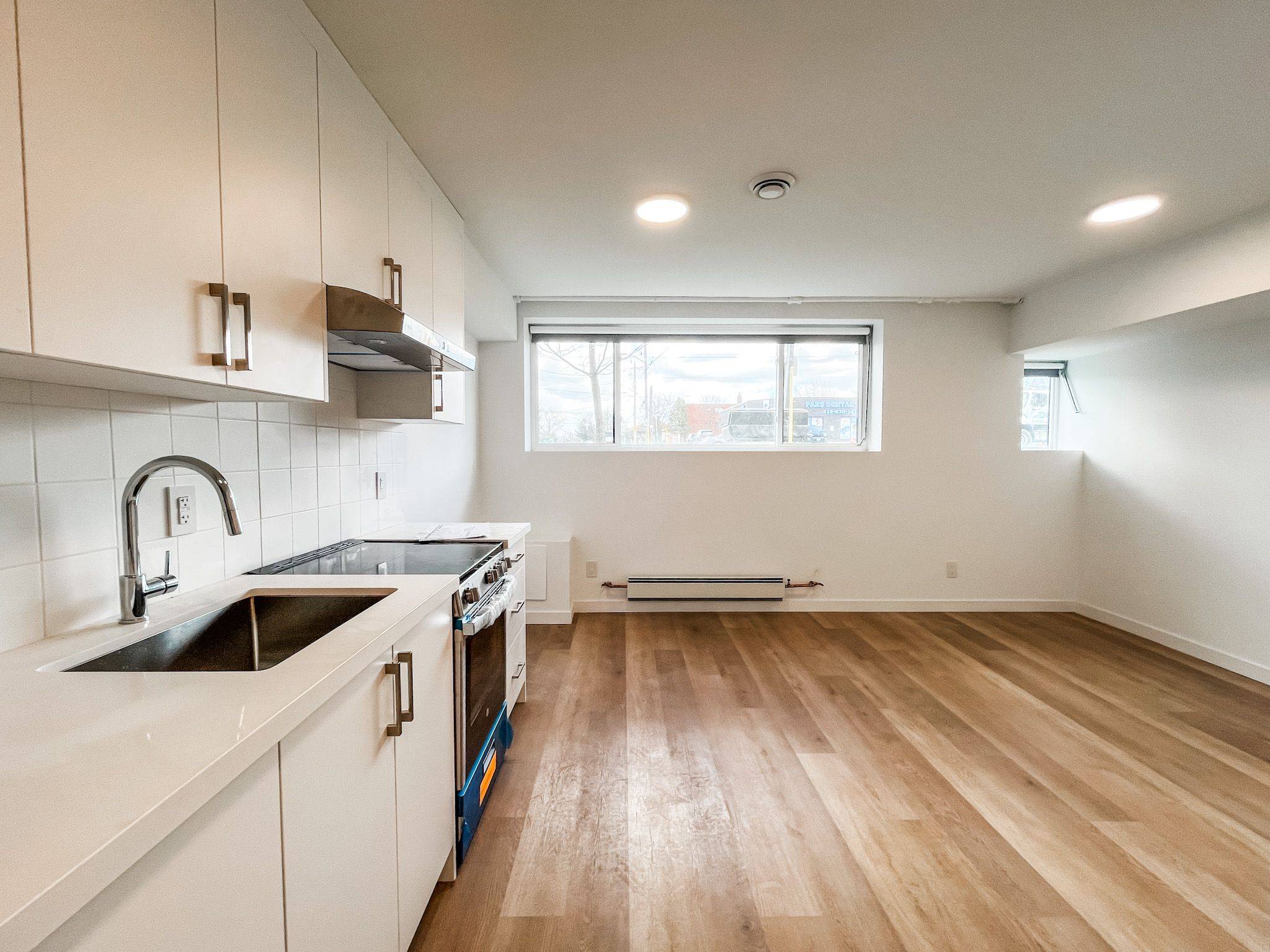 Toronto W05, ON M3M 2G9,2880 Keele ST #12