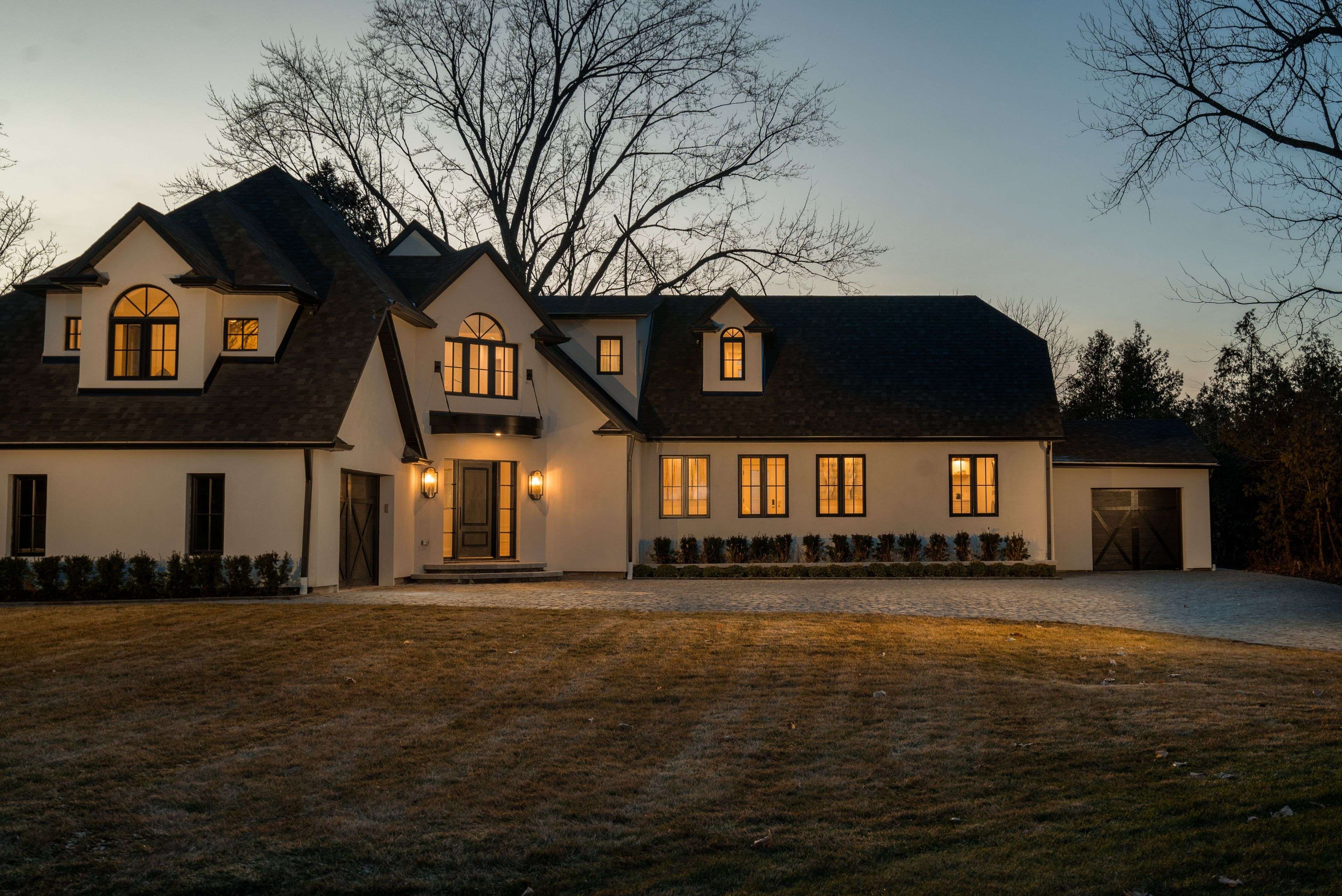 Niagara-on-the-lake, ON L0S 1J0,15886 Niagara  River Pkwy