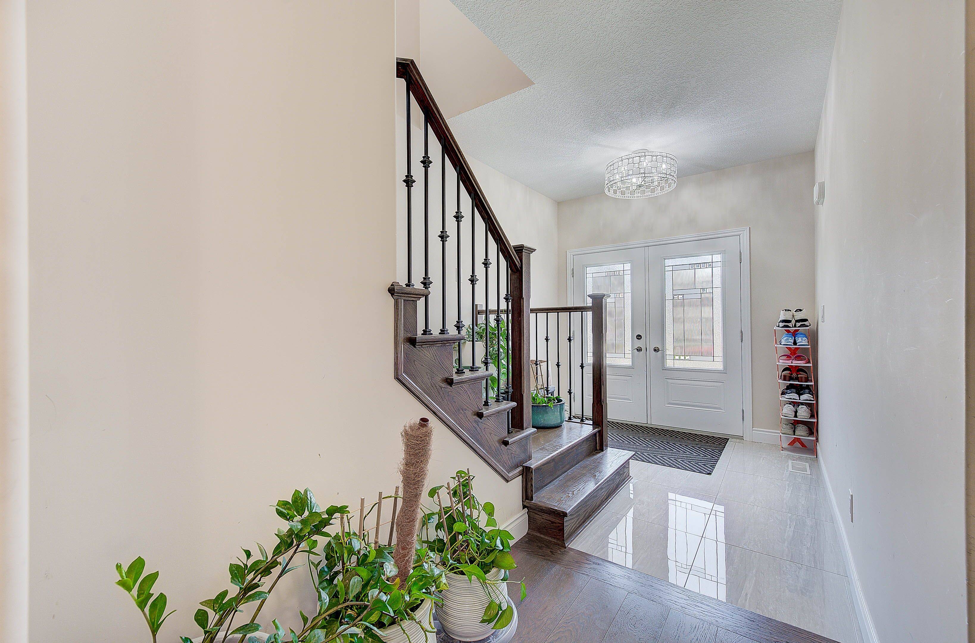 London South, ON N6M 0G9,3048 Doyle DR