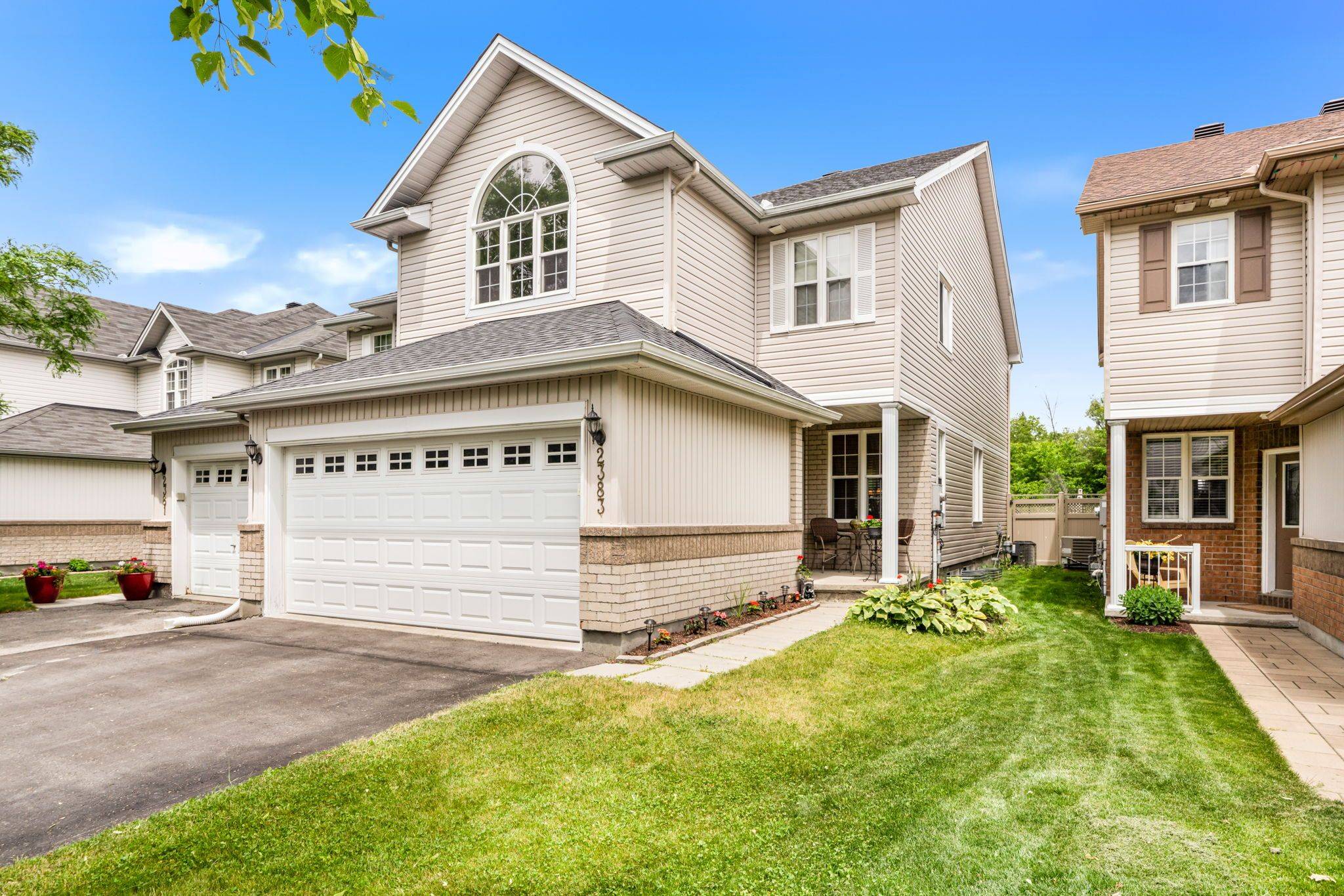 Orleans - Cumberland And Area, ON K4A 4T1,2383 Glandriel CRES