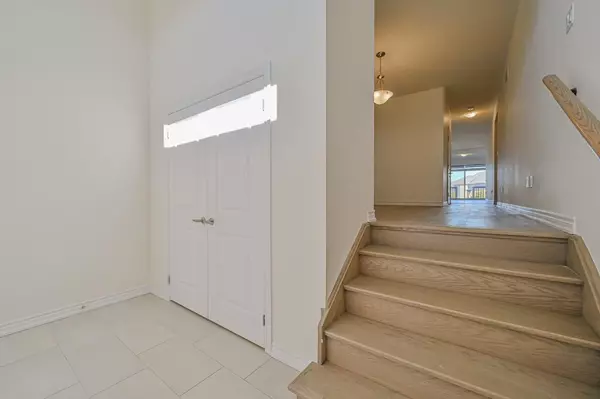 Wasaga Beach, ON L9Z 0L3,8 Beatrice DR