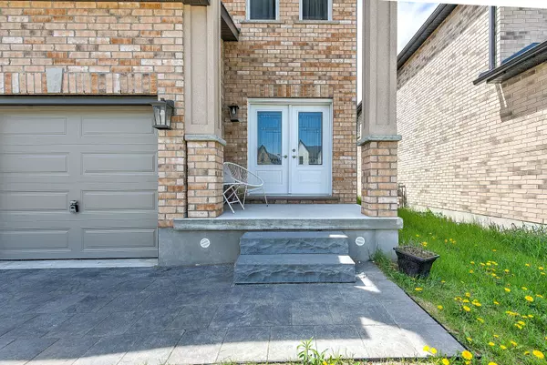London South, ON N6M 0G9,3048 Doyle DR