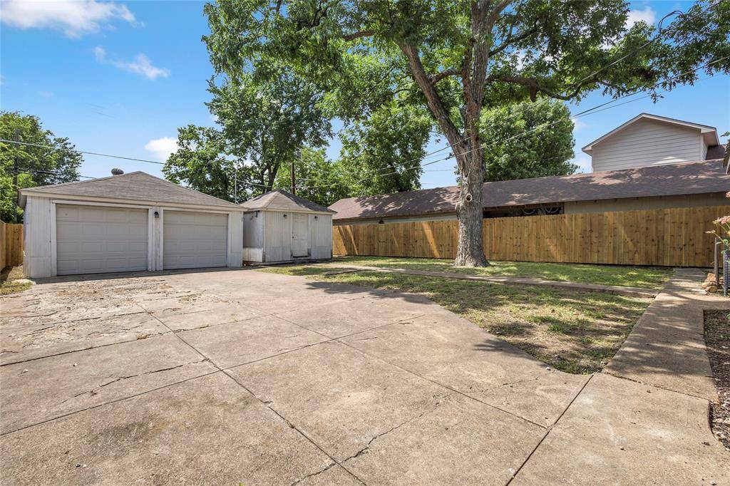 Dallas, TX 75208,729 S Winnetka Avenue