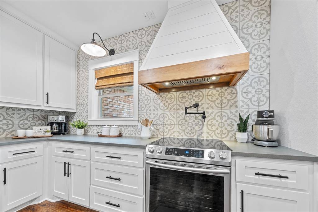 Grapevine, TX 76051,3808 Hillside Trail
