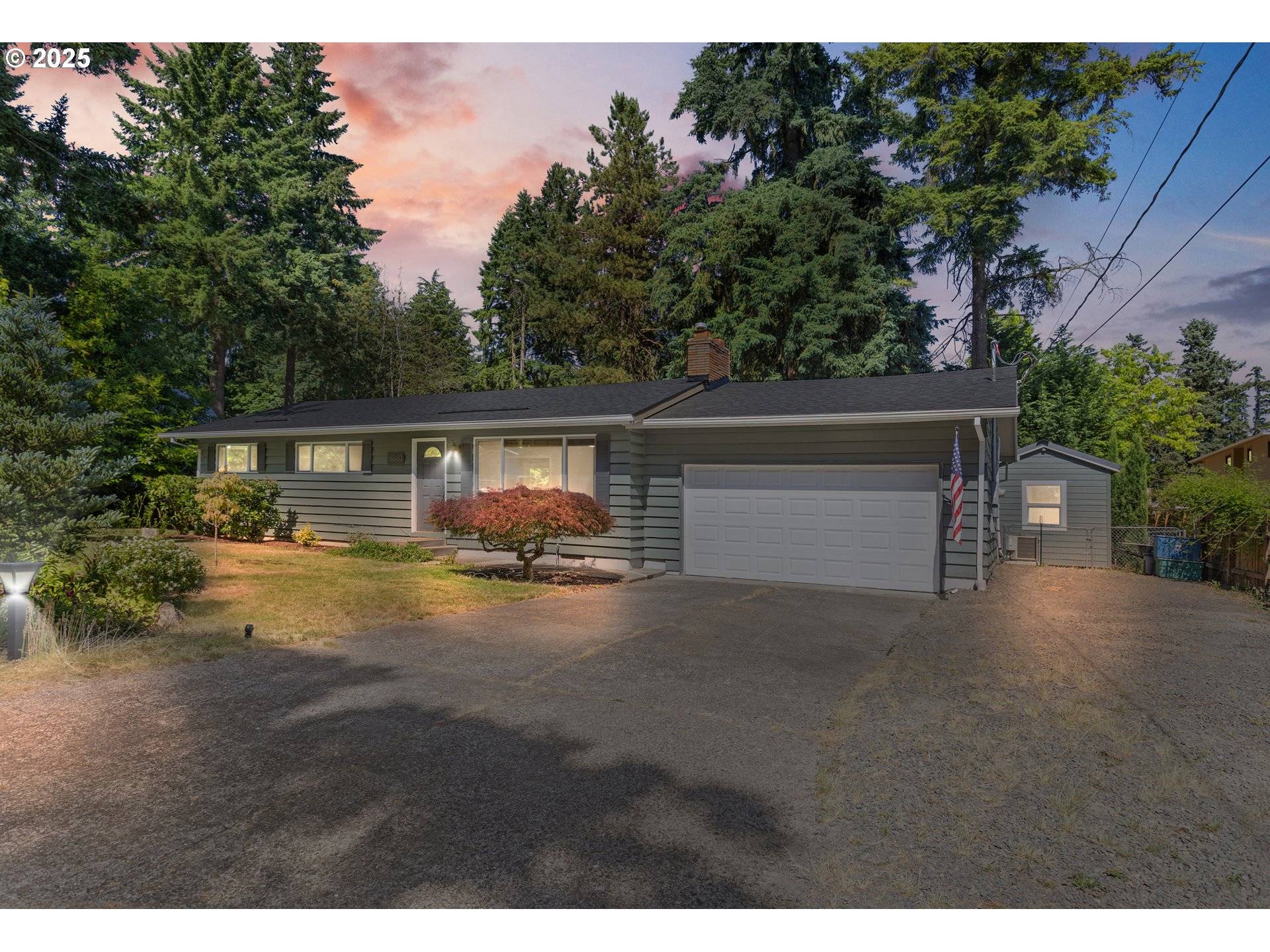 Lake Oswego, OR 97035,16880 TRACY AVE