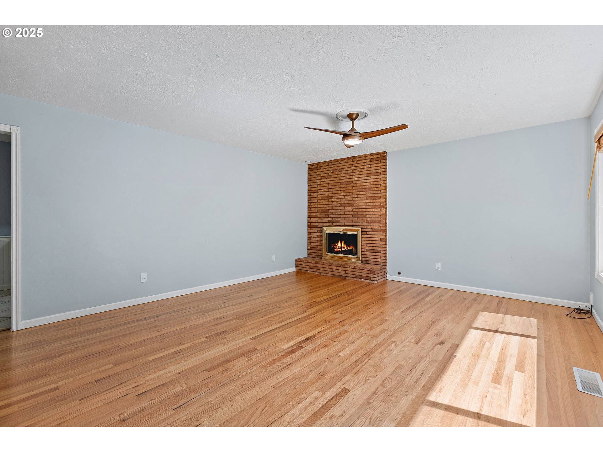 Lake Oswego, OR 97035,16880 TRACY AVE