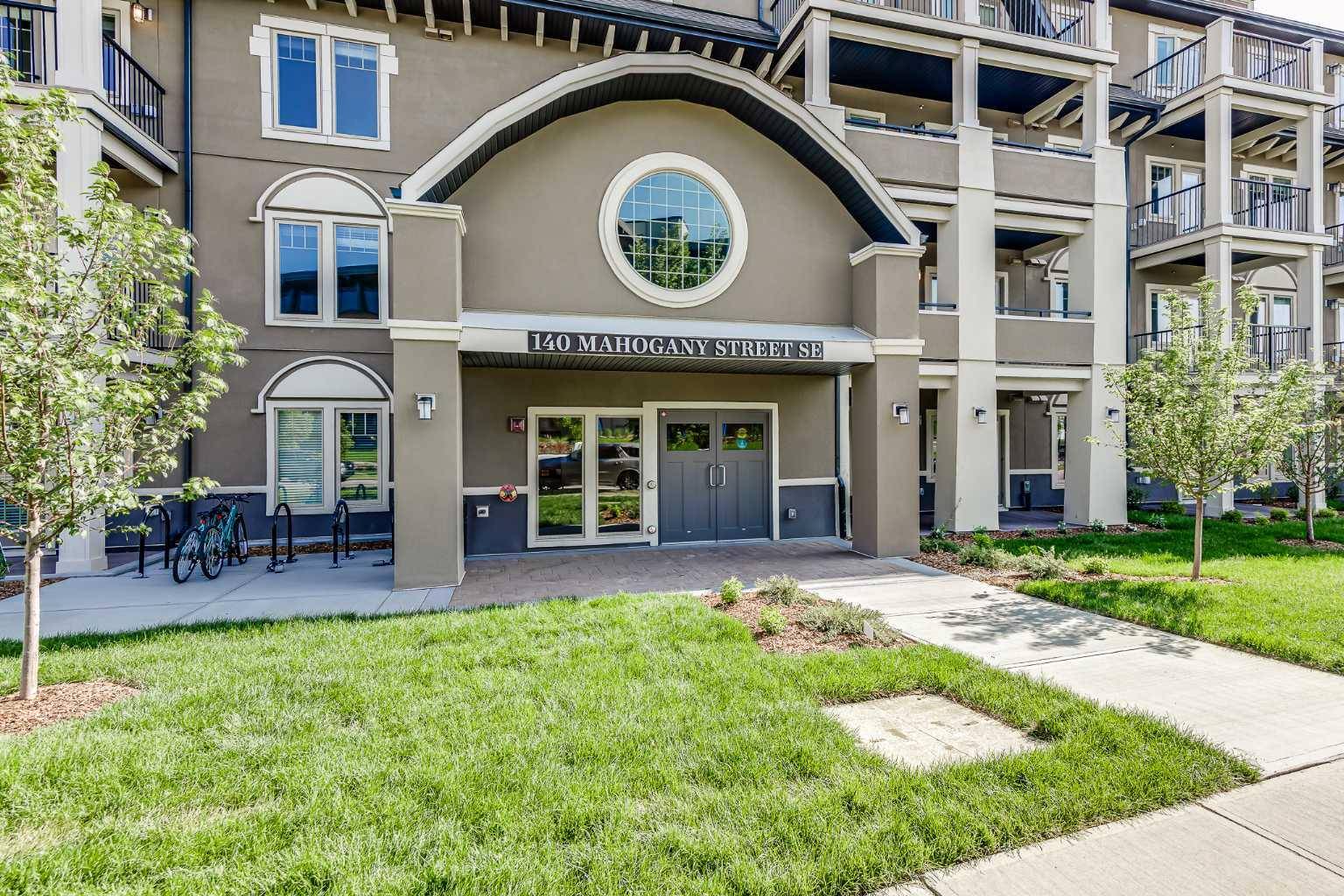 140 Mahogany ST SE #116, Calgary, AB T3M 4E1