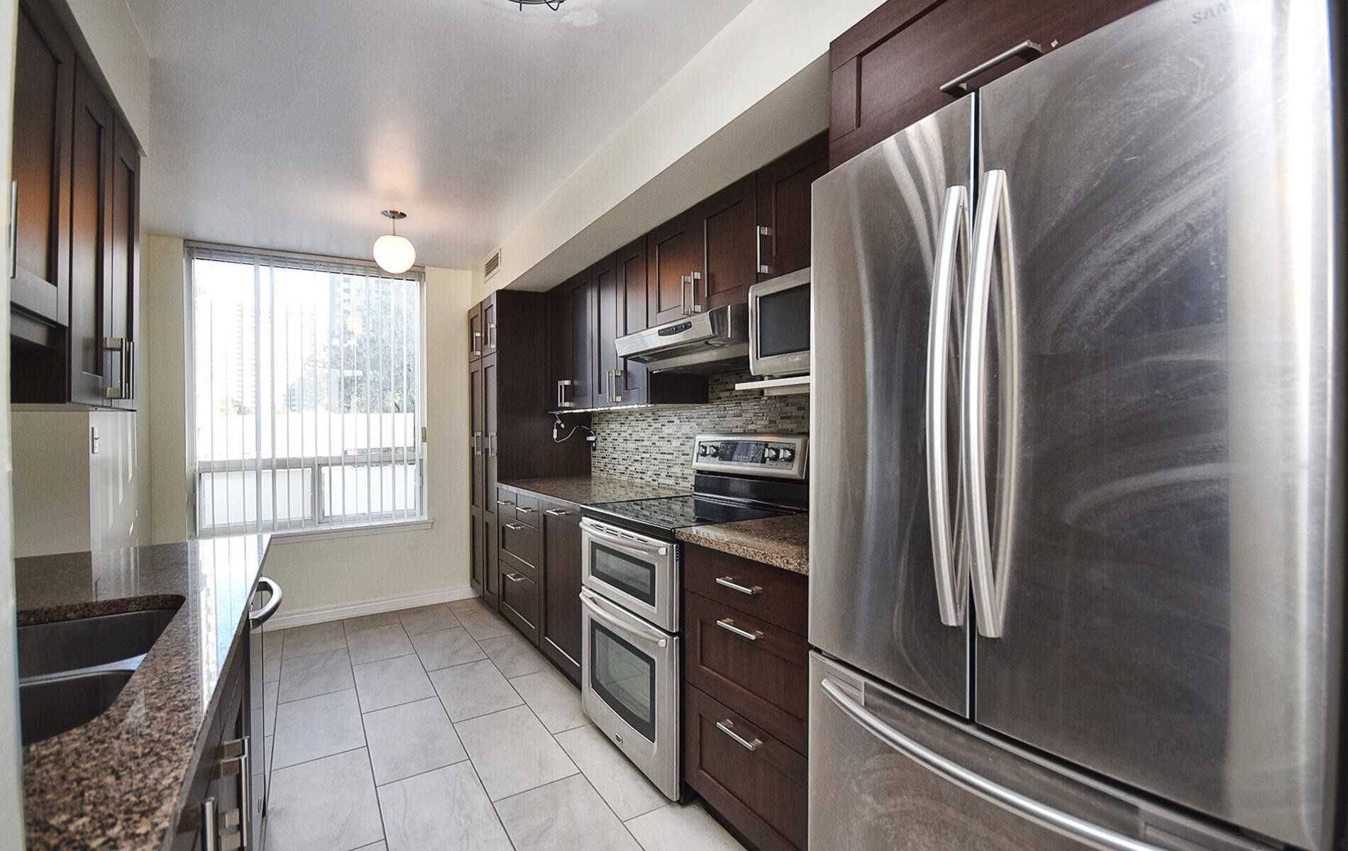 Toronto C14, ON M2N 6T5,18 Hillcrest AVE #210