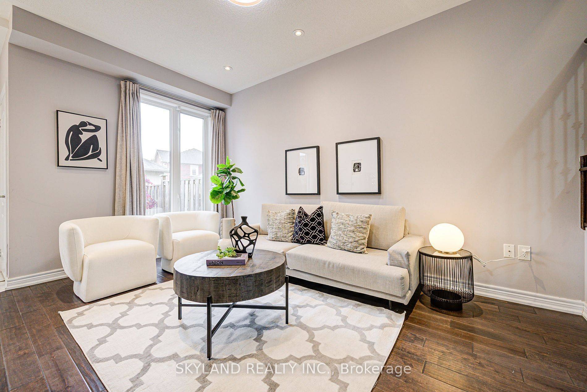 Markham, ON L6E 0N3,932 Castlemore AVE