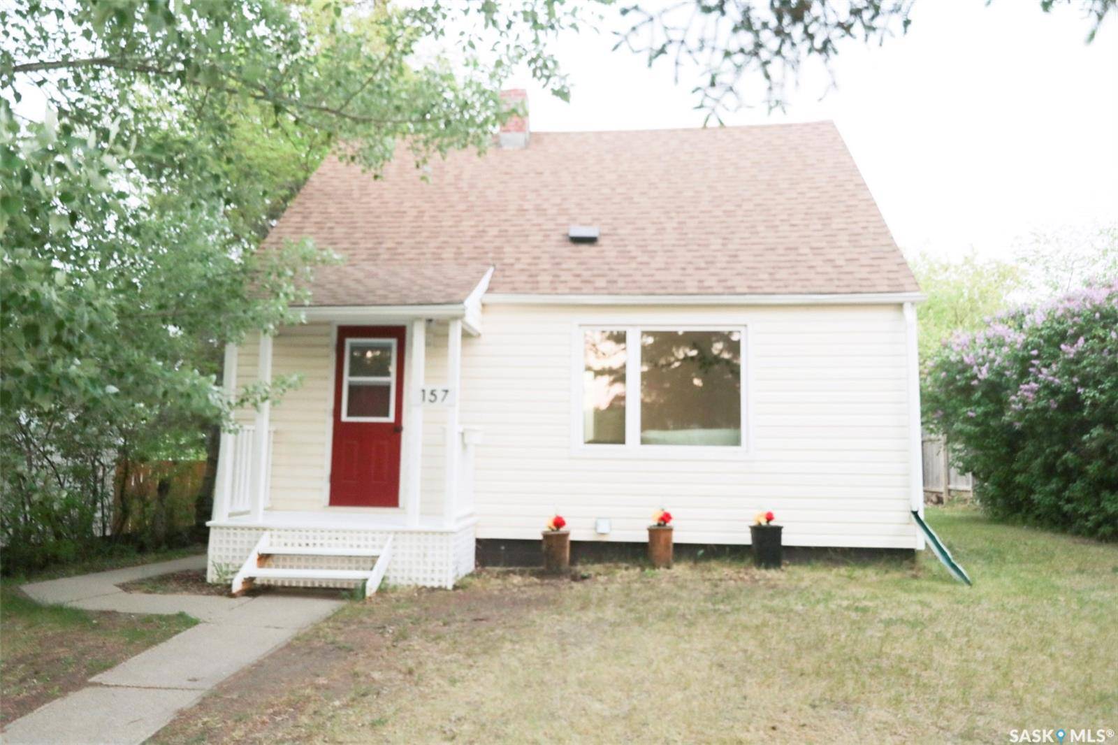 Yorkton, SK S3N 1P2,157 Roslyn AVENUE