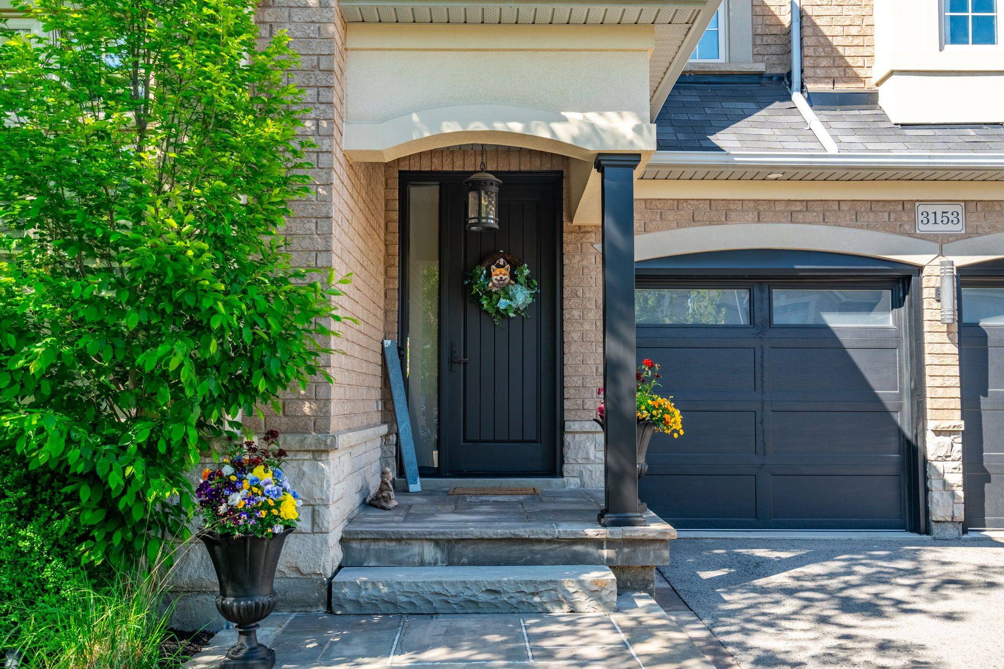 Burlington, ON L7M 0G3,3153 Ferguson DR