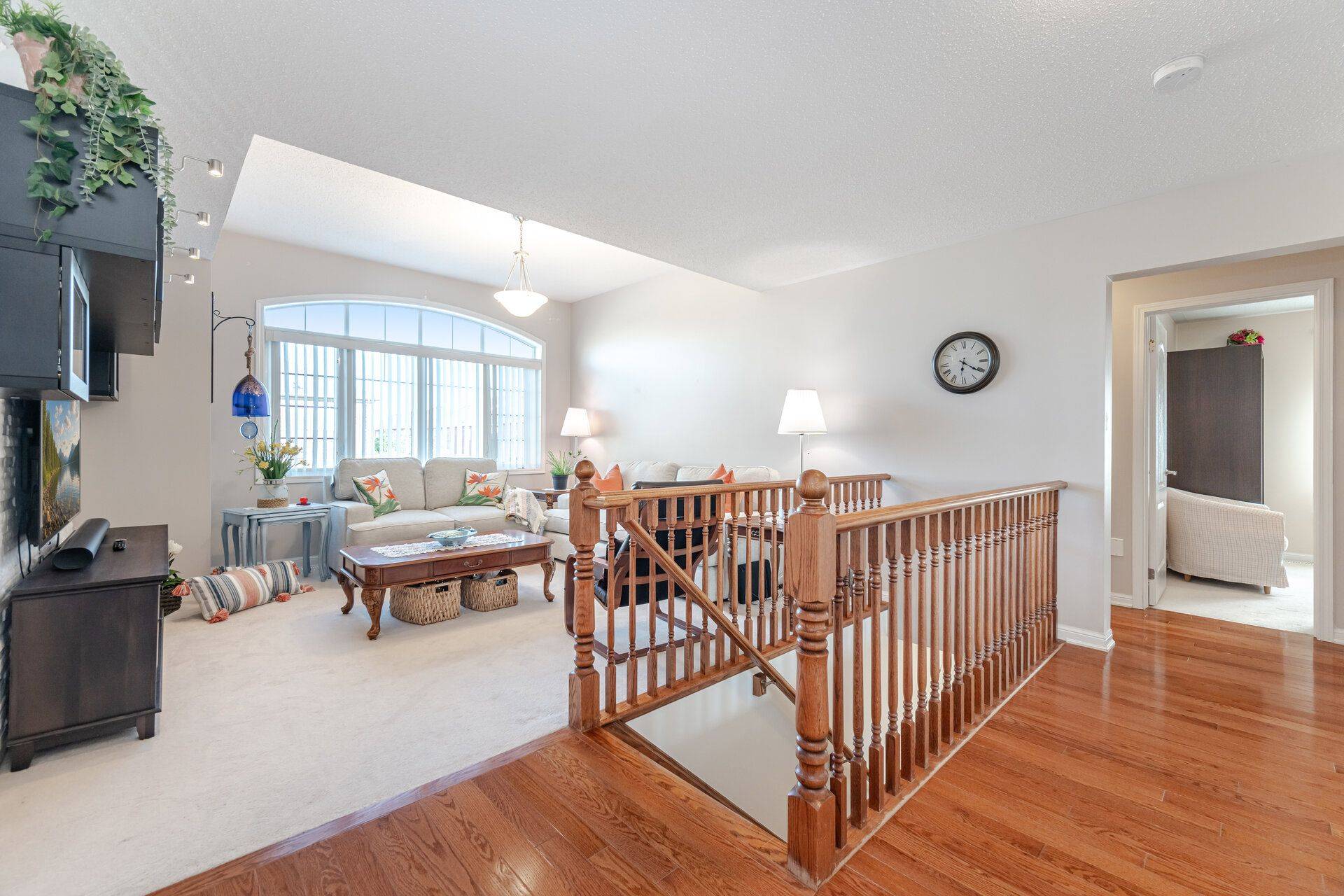 Milton, ON L9T 7S2,657 Symons Cross