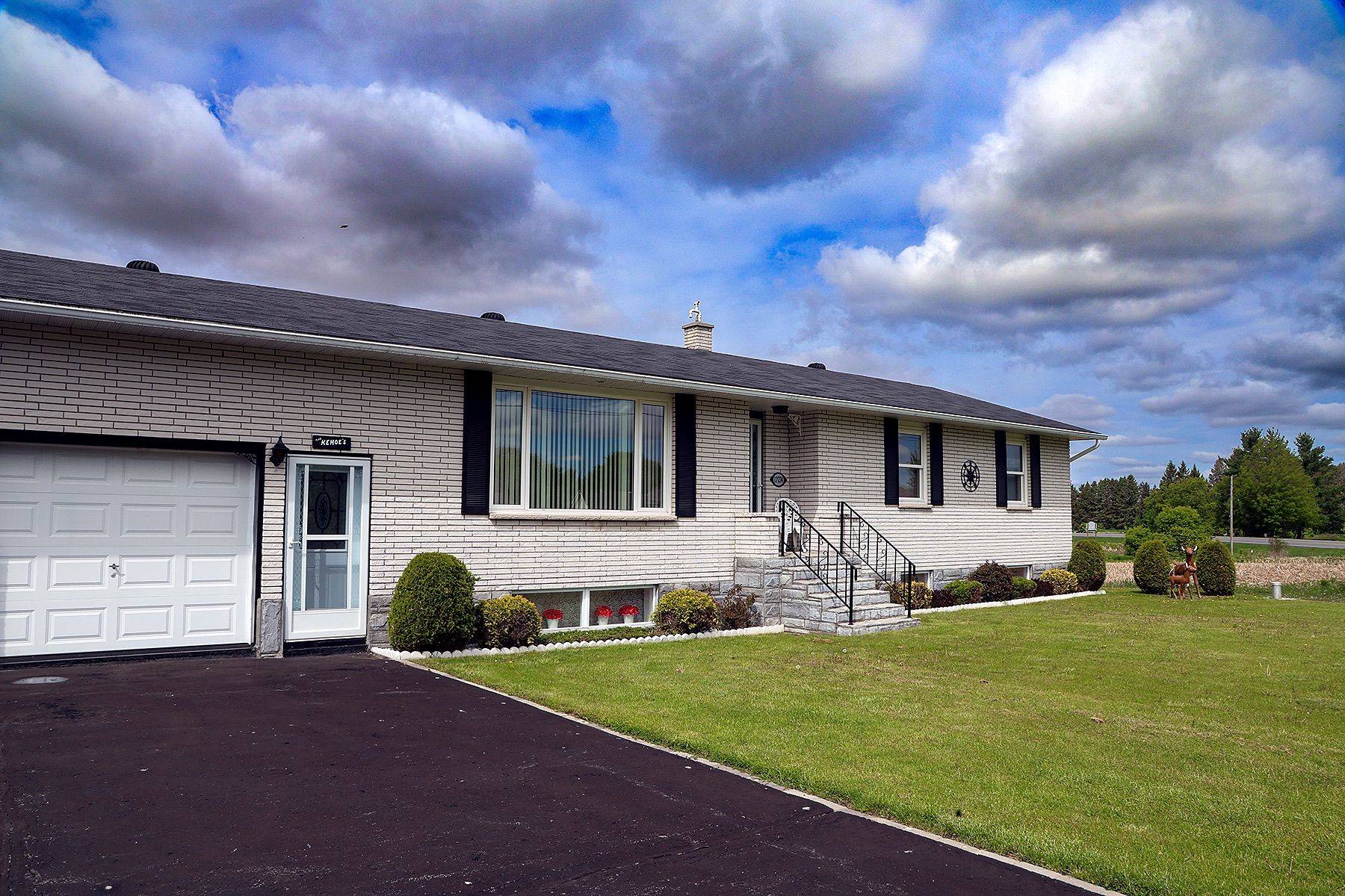 South Dundas, ON K0C 2H0,12274 County Rd 18 RD