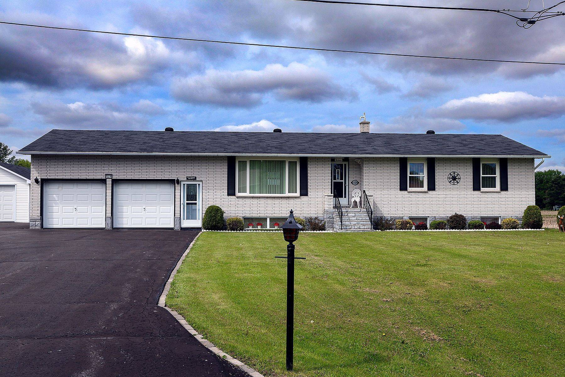 South Dundas, ON K0C 2H0,12274 County Rd 18 RD
