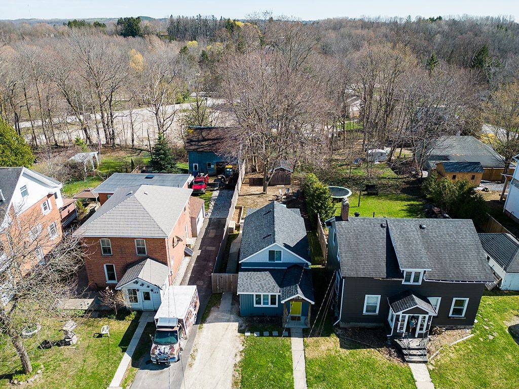 Meaford, ON N4L 1G3,153 Trowbridge ST W