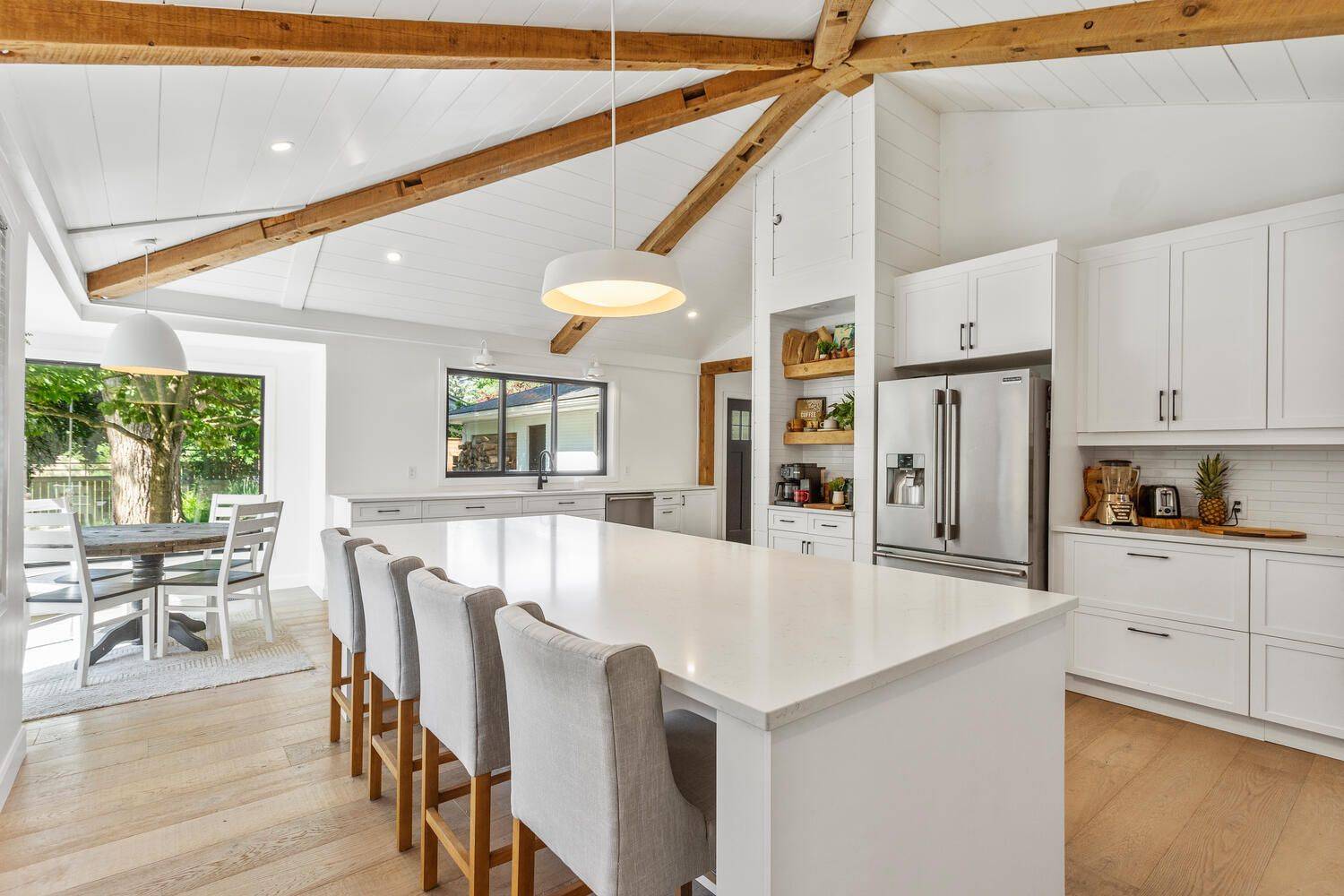 London North, ON N5X 1H2,23 Daleview CRES