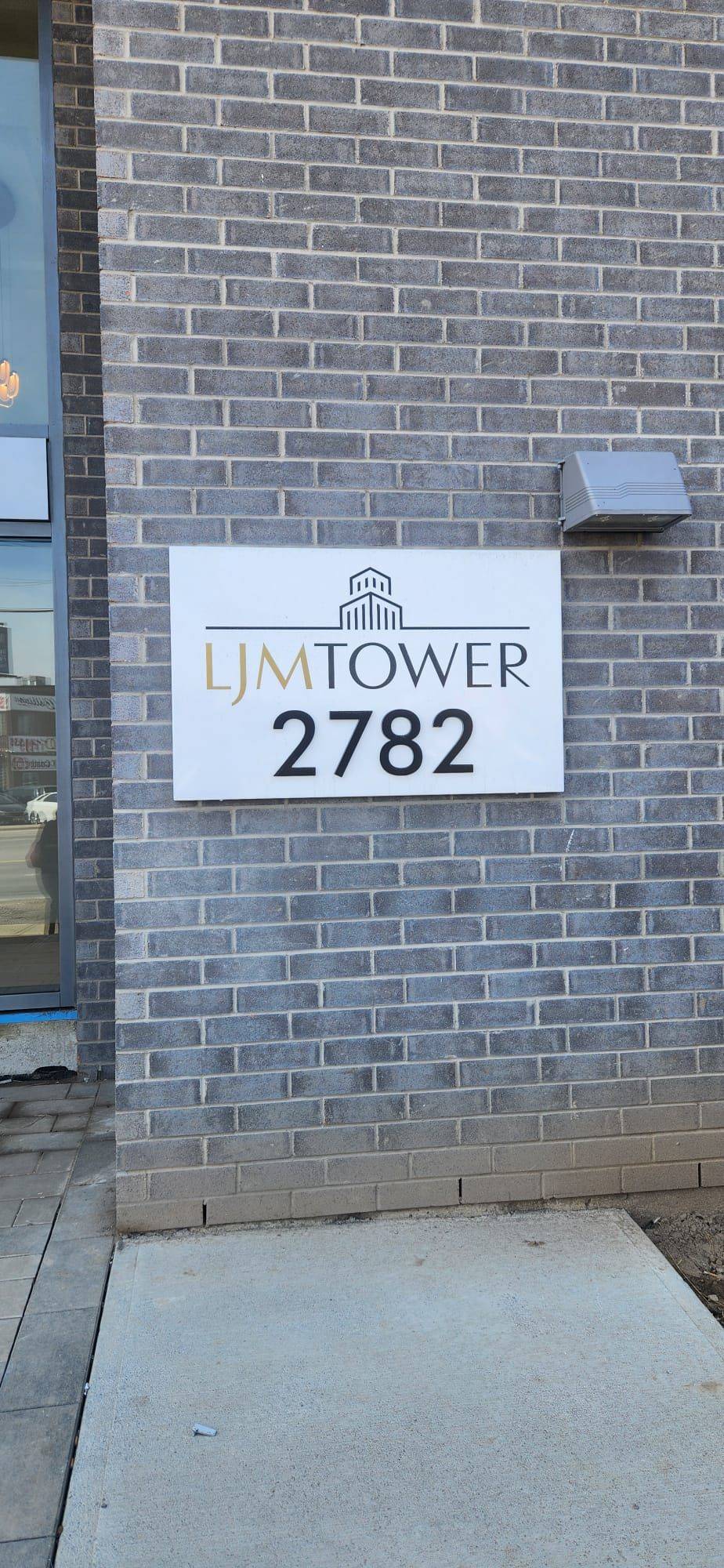 Hamilton, ON L8E 2J8,2782 Barton ST #1314