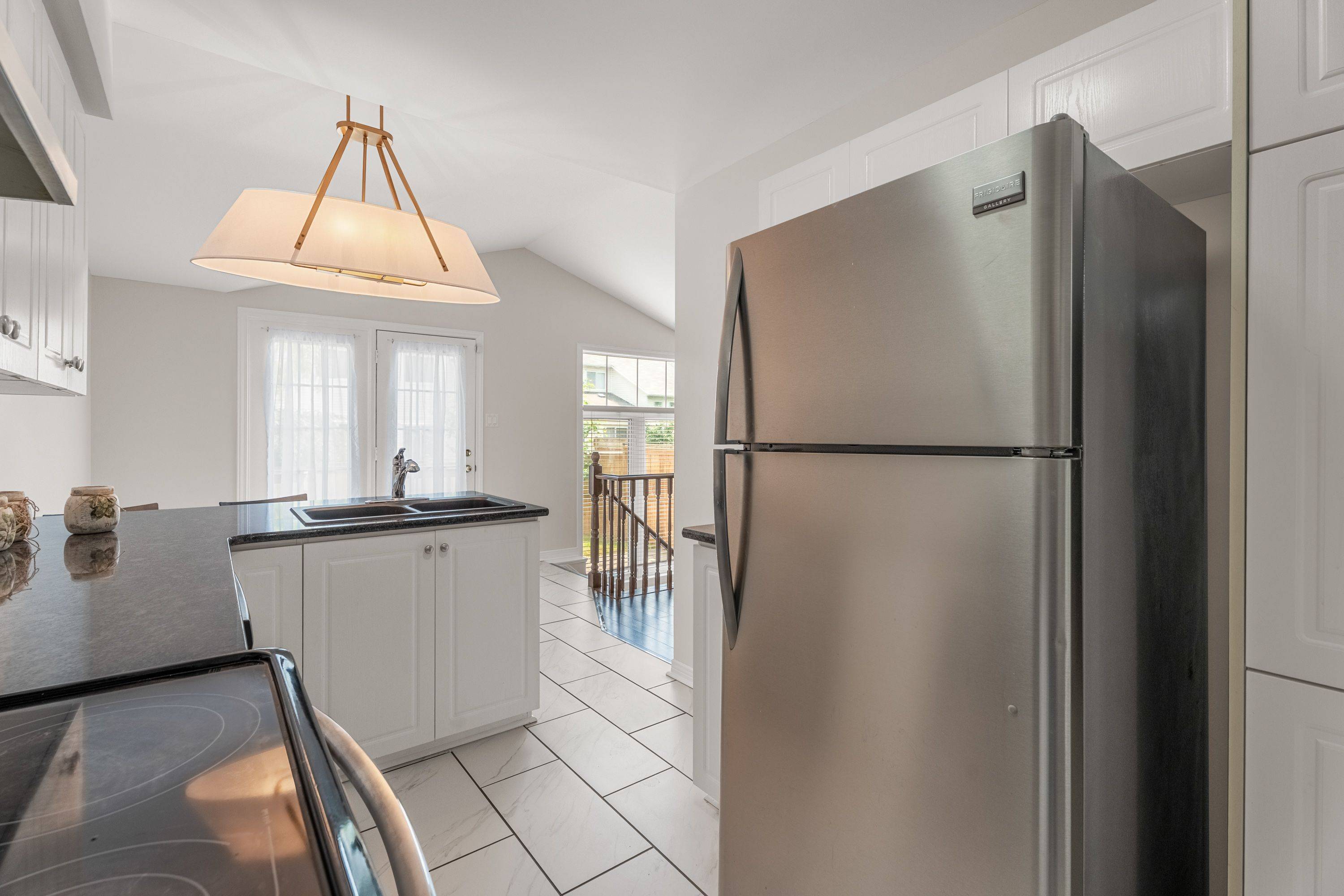 Kanata, ON K2K 3J5,19 Gray CRES