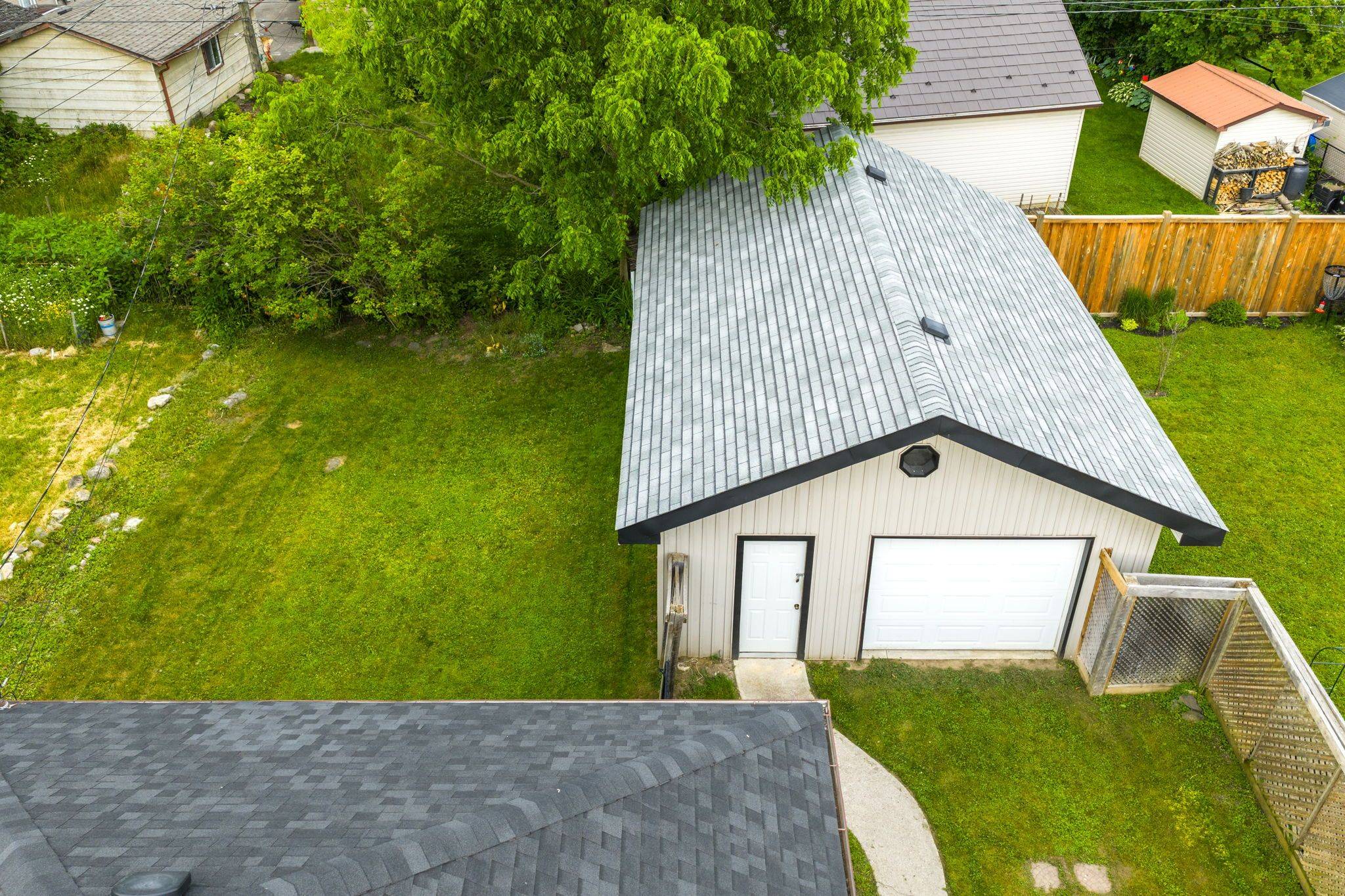 Peterborough North, ON K9H 5T8,818 Nicholls ST