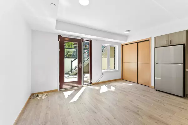Toronto E05, ON M1T 0C5,3423 Sheppard AVE E #C1-105