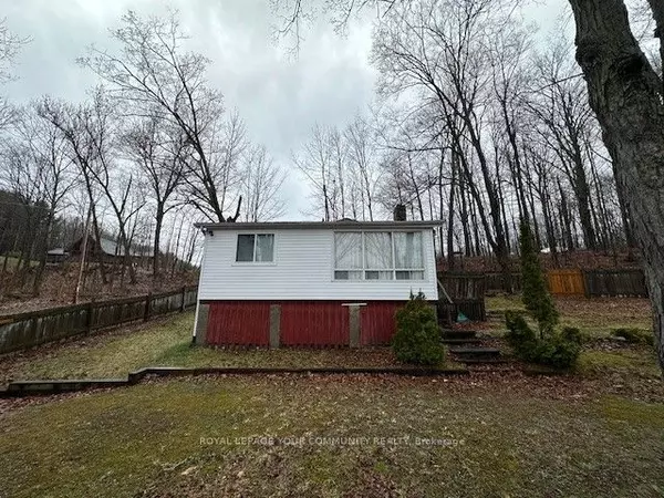 452 Champlain RD, Tiny, ON L9M 1S5