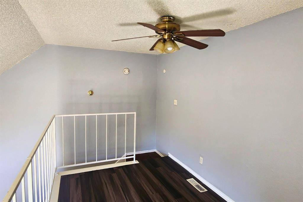 Dallas, TX 75243,9823 Walnut Street #201